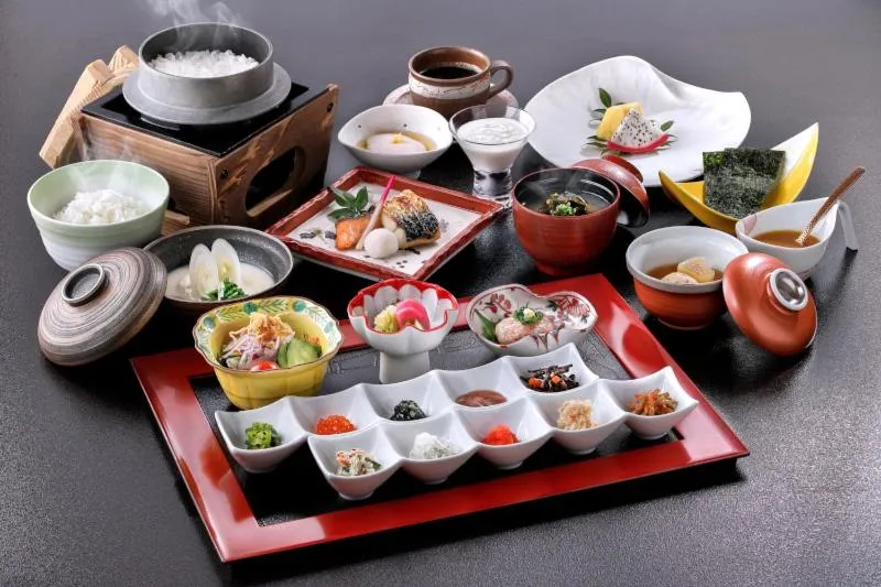 Breakfast in Ryokusuitei
