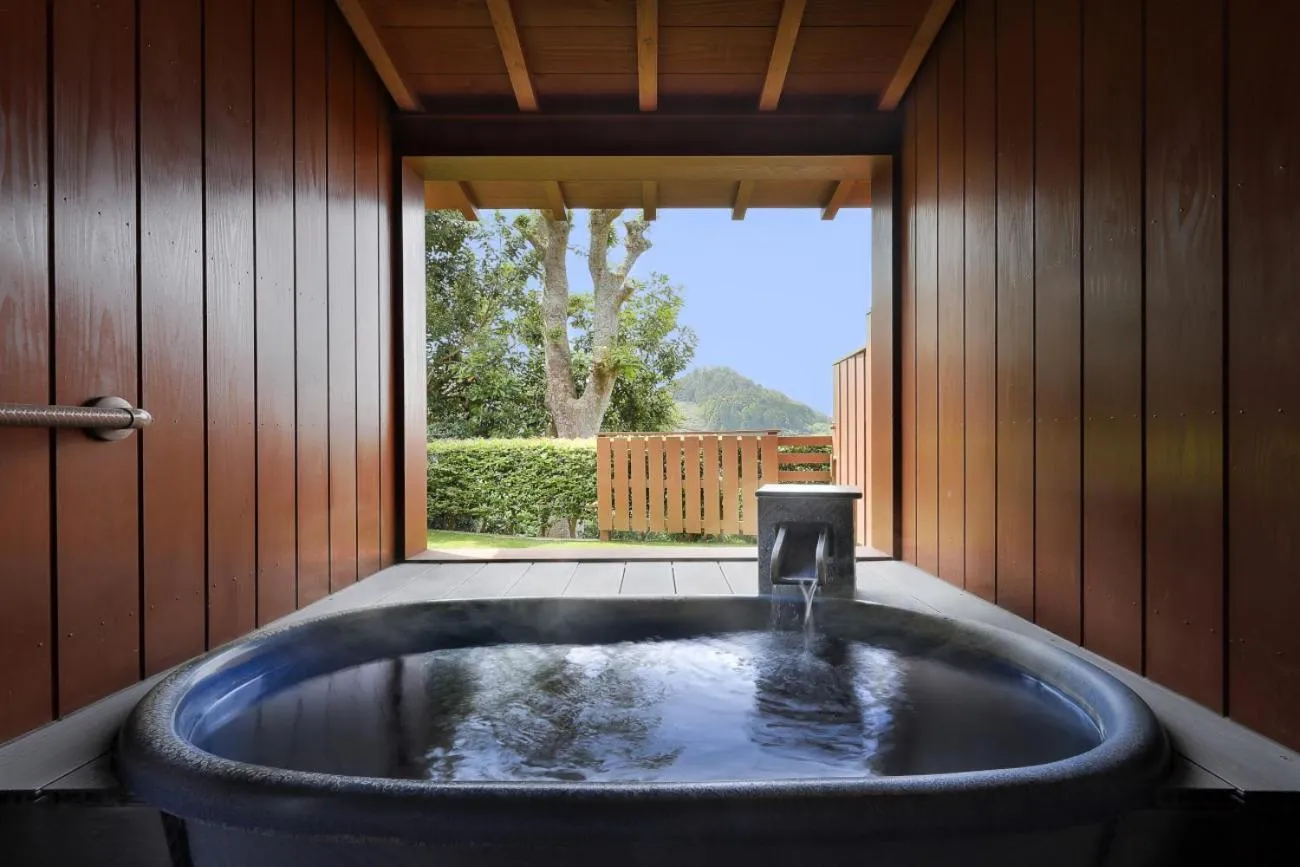 Open Air Bath in Ryokusuitei
