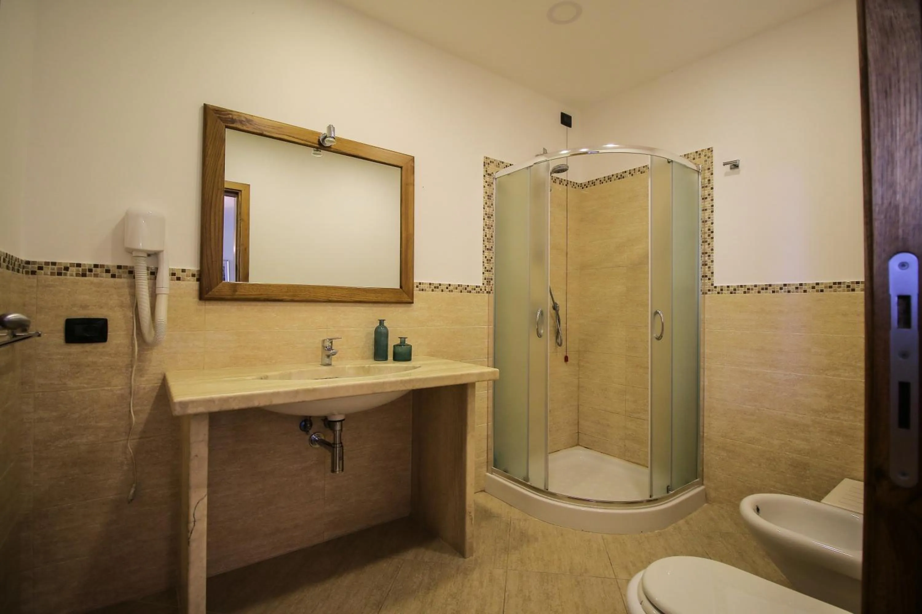 Shower in Villa D'Aquino