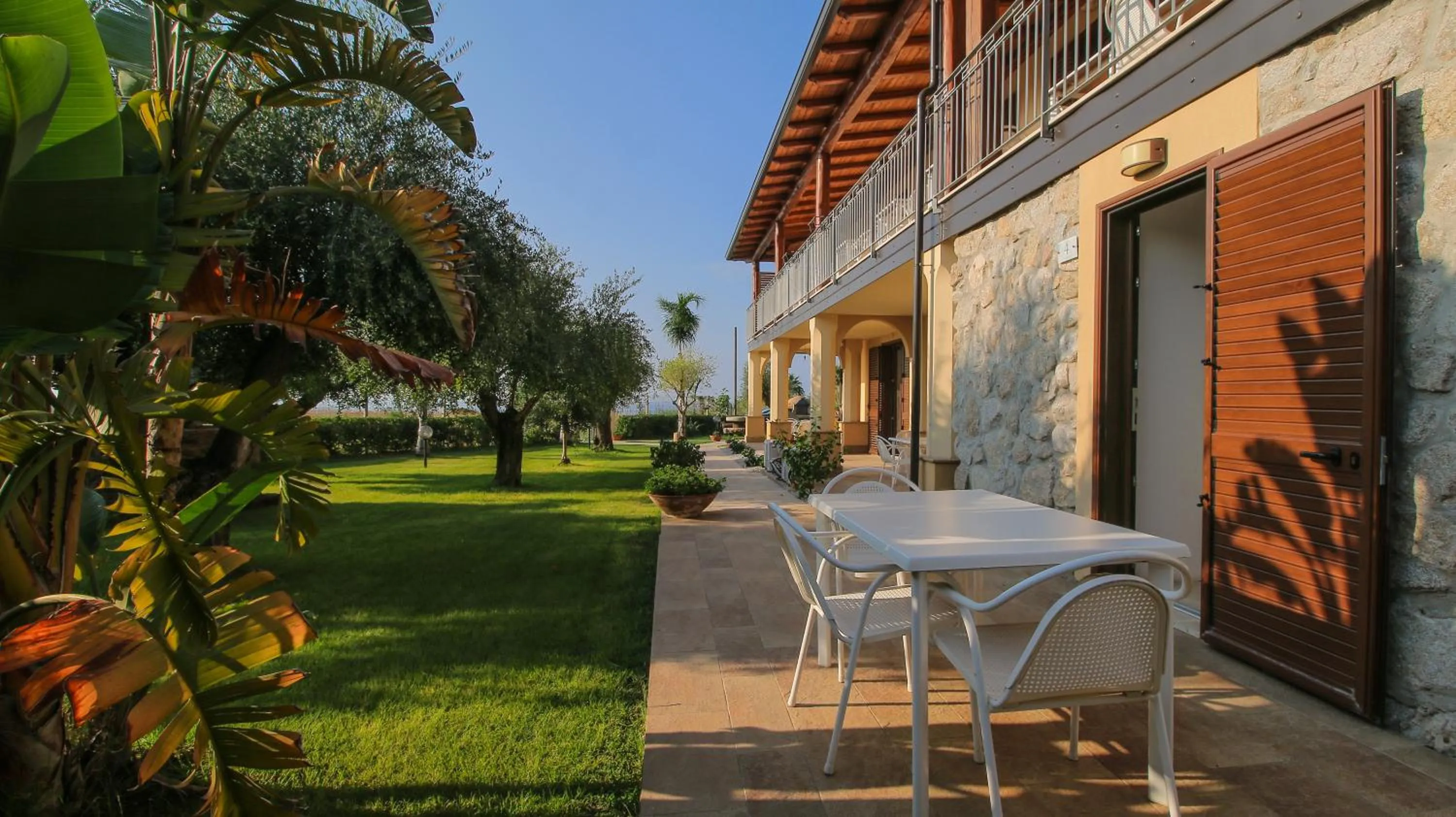 Property building in Villa D'Aquino