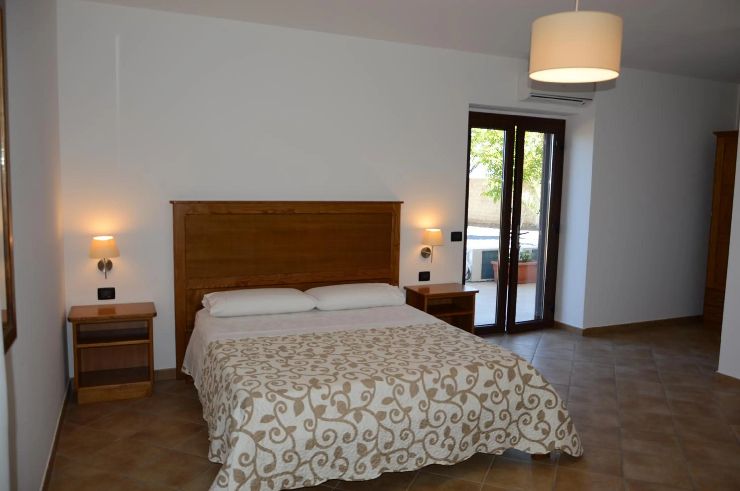 Day, Bed in Villa D'Aquino