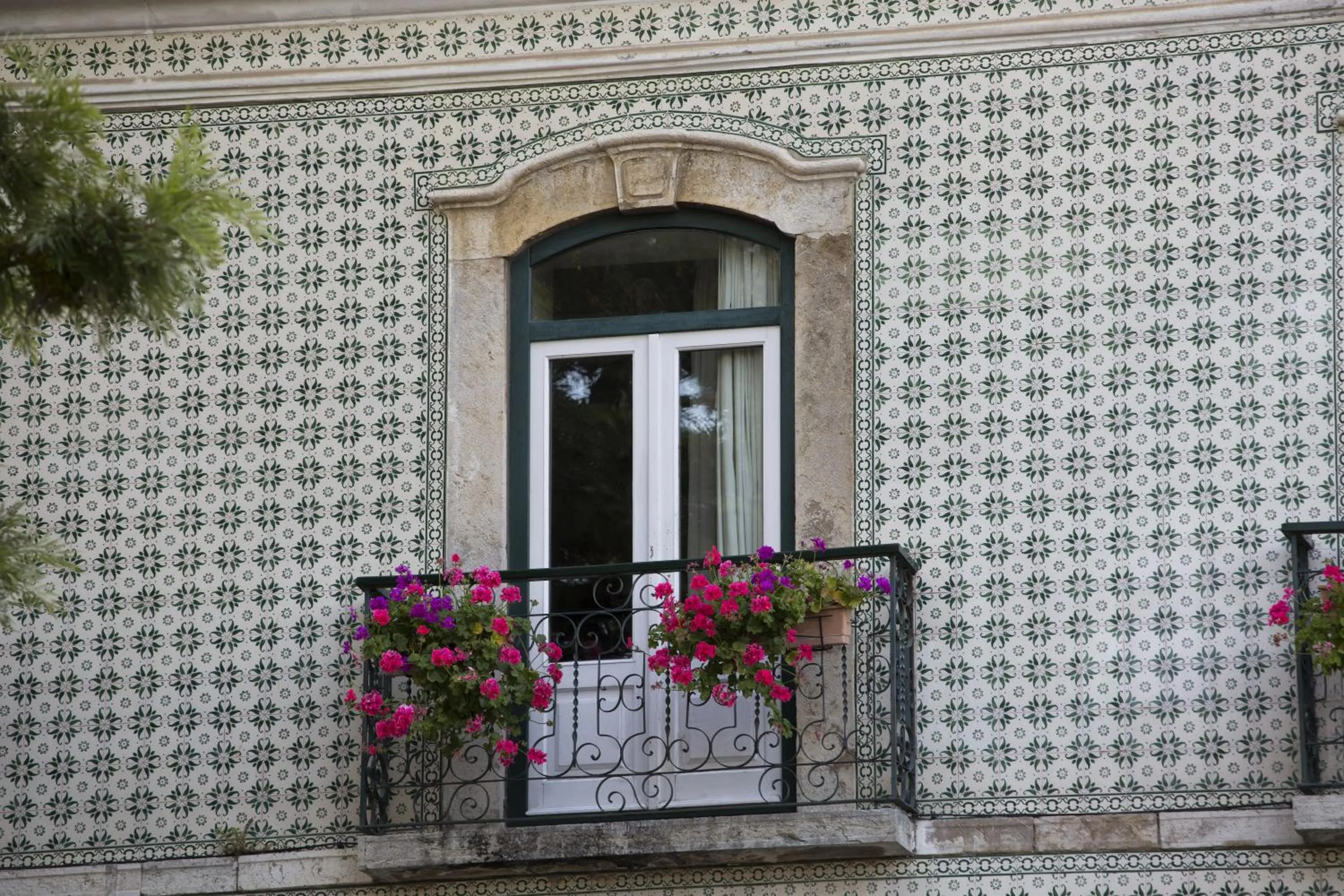 Property building in Hotel Solaris