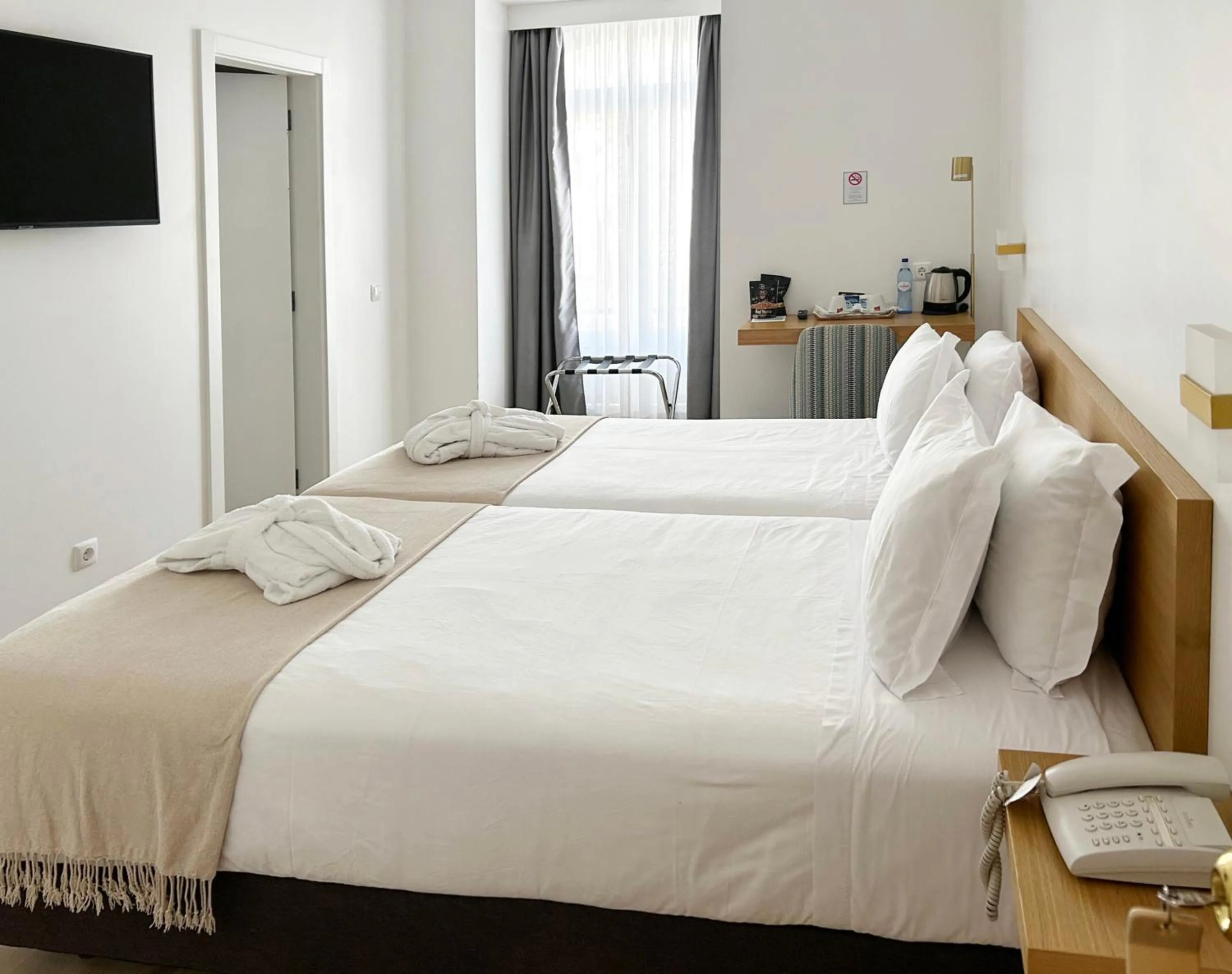 Bed in Hotel Solaris