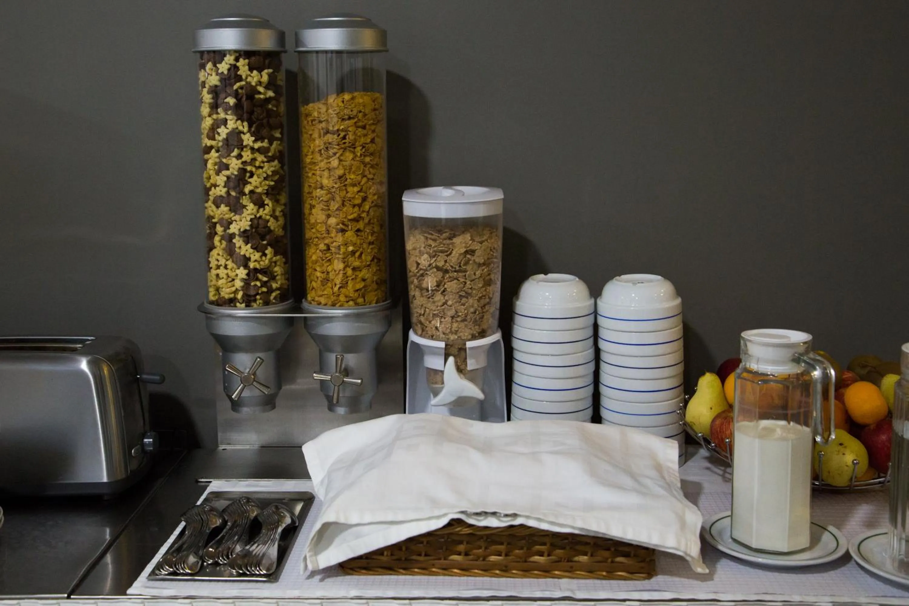 Breakfast in Hotel Solaris