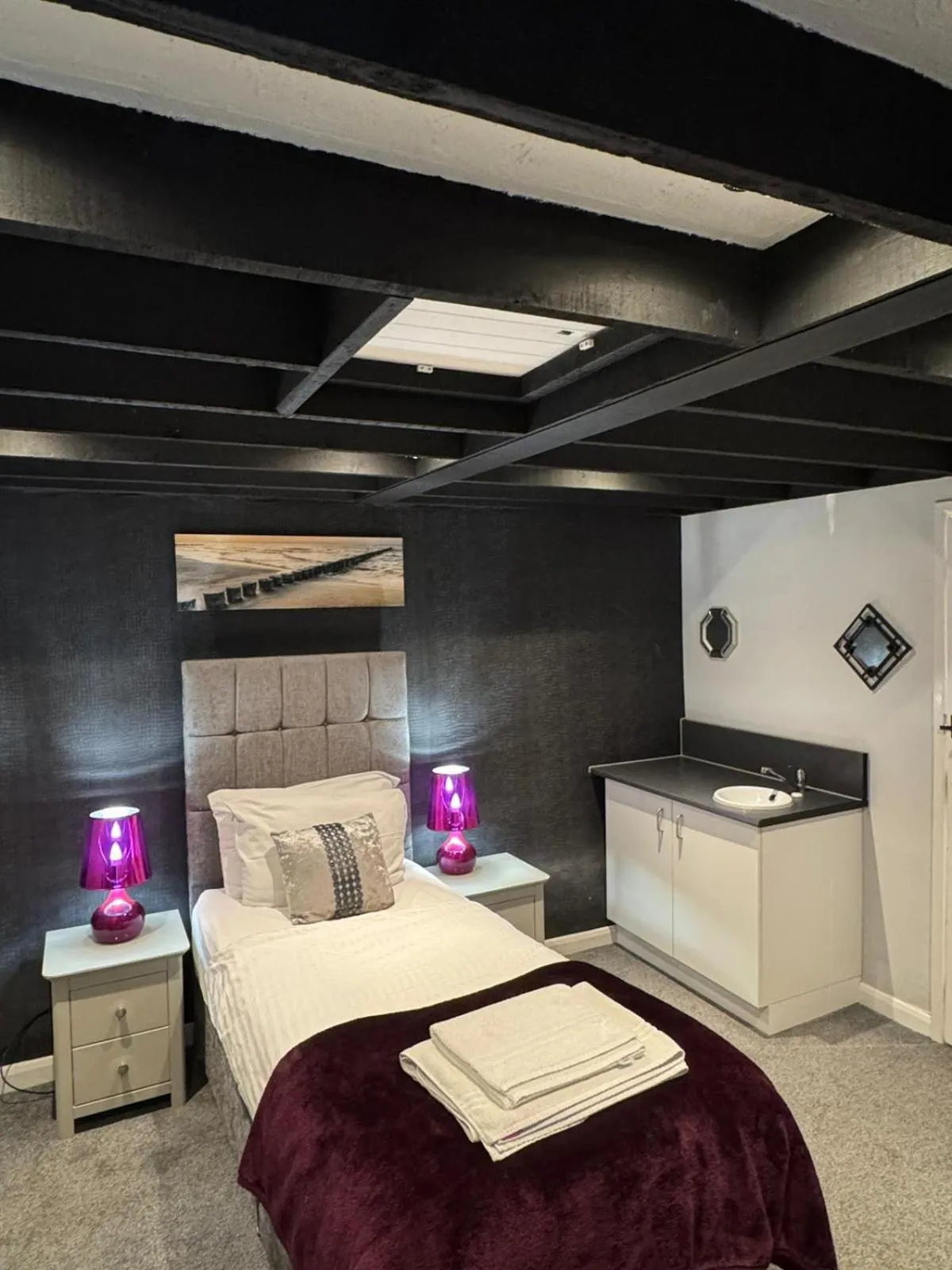 Bedroom, Bed in OYO Watton Vibe Hotel