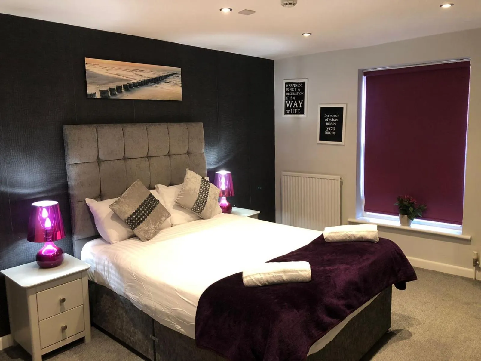 Bedroom, Bed in OYO Watton Vibe Hotel