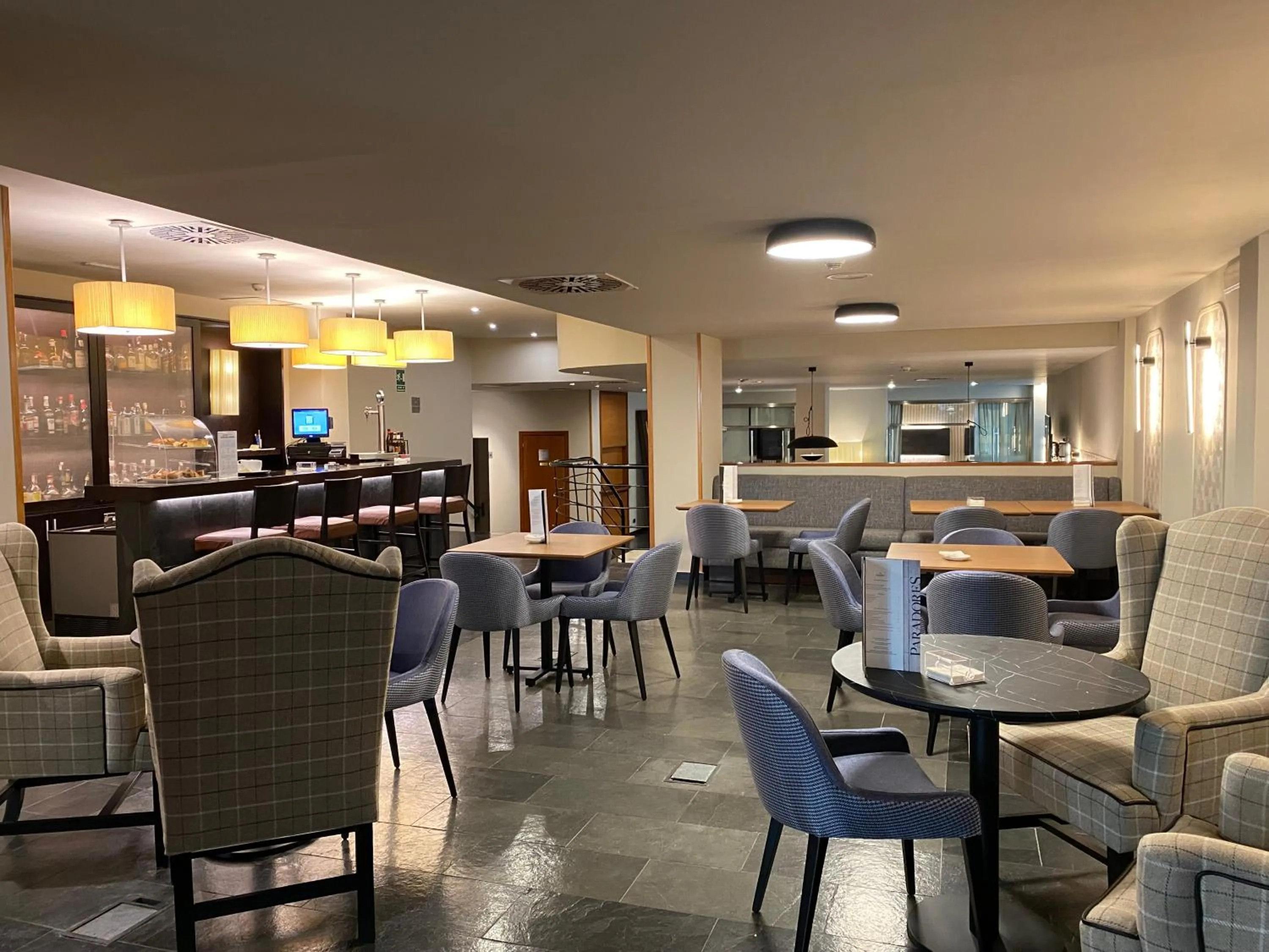 Lounge or bar in Parador De La Seu D'urgell