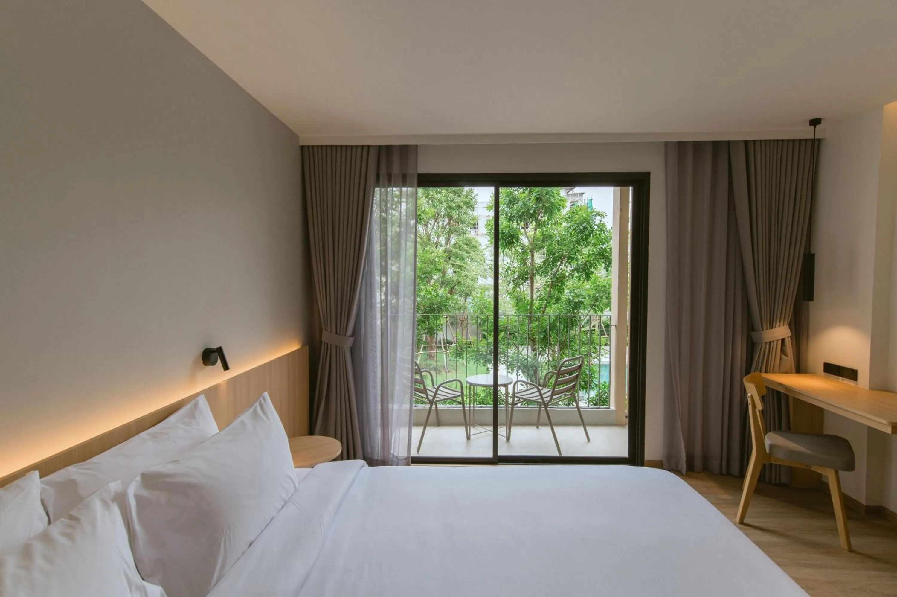 Bed in PAAK Hotel Suvarnabhumi