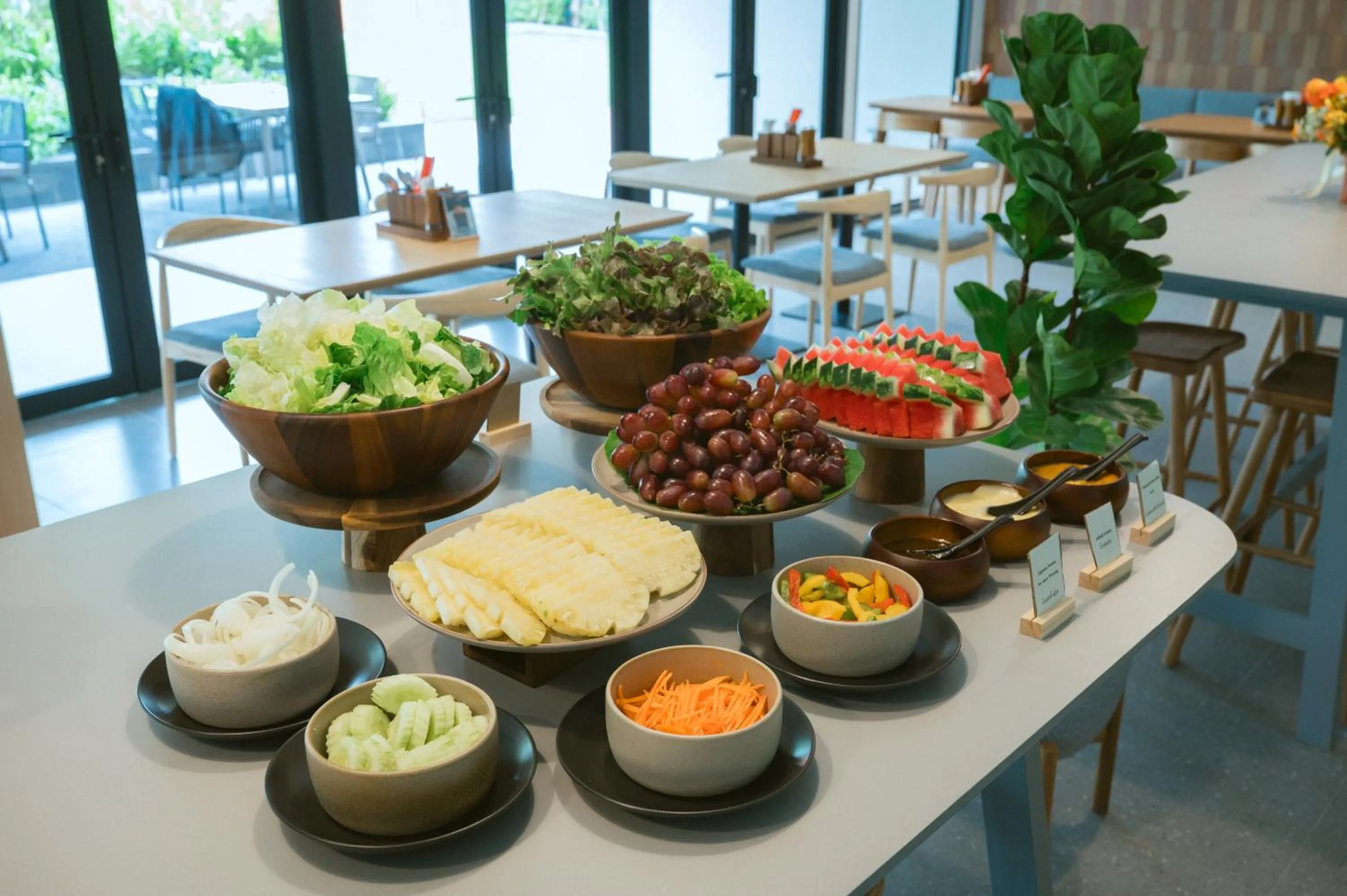 Breakfast in PAAK Hotel Suvarnabhumi