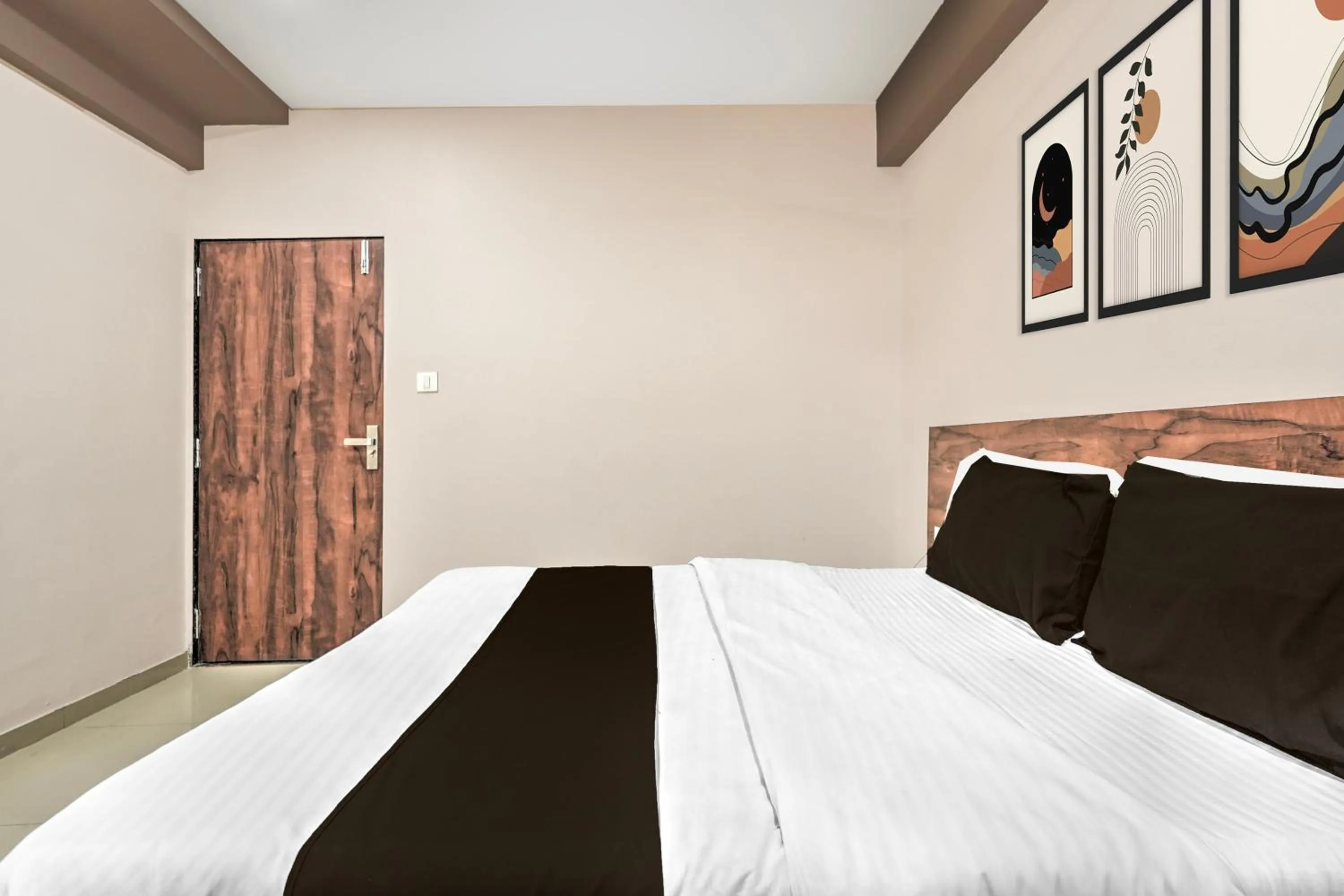 Bedroom, Bed in Collection O Palampur Surat Formerly Hotel Royal Paradise