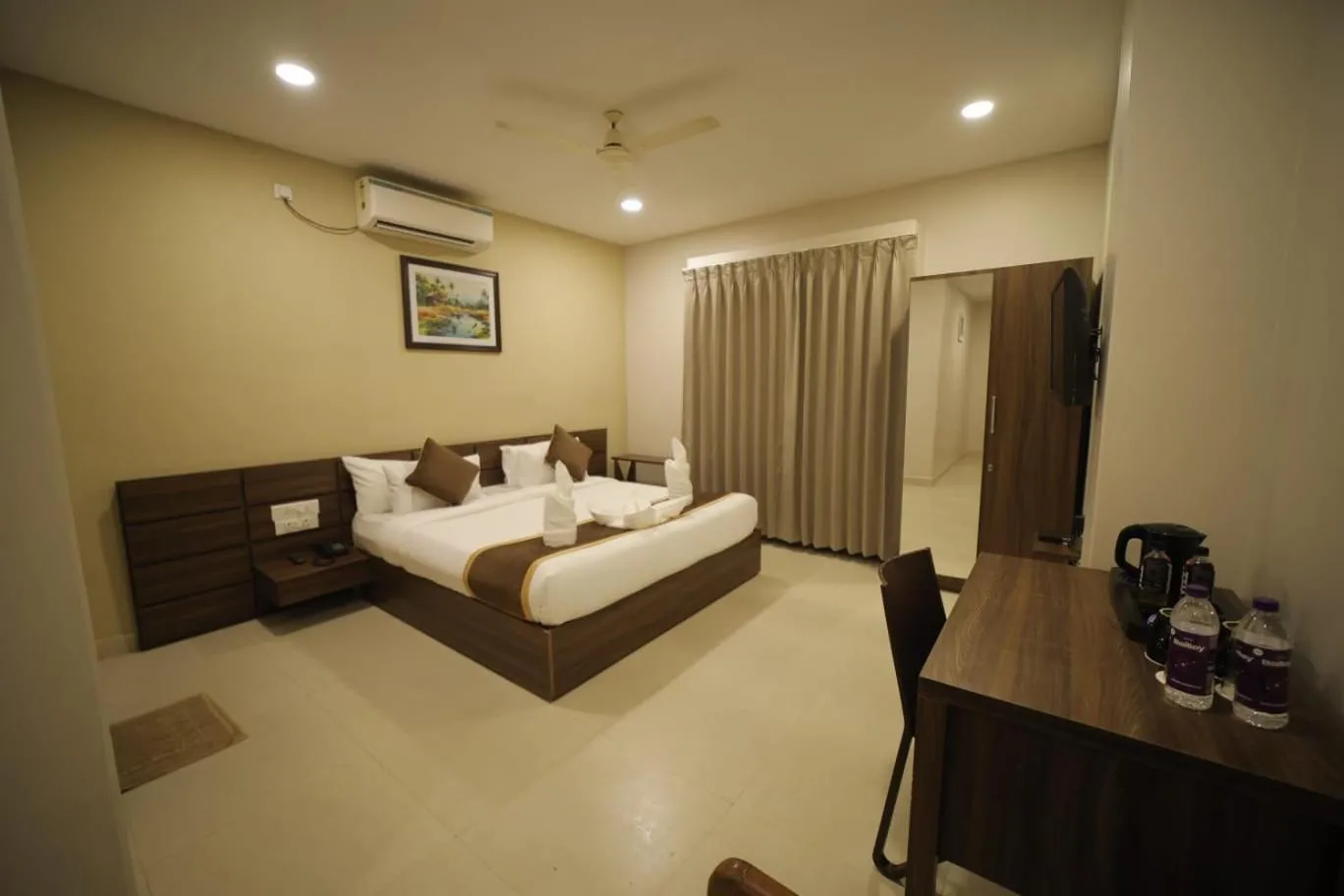Bed in Hotel Patel INN