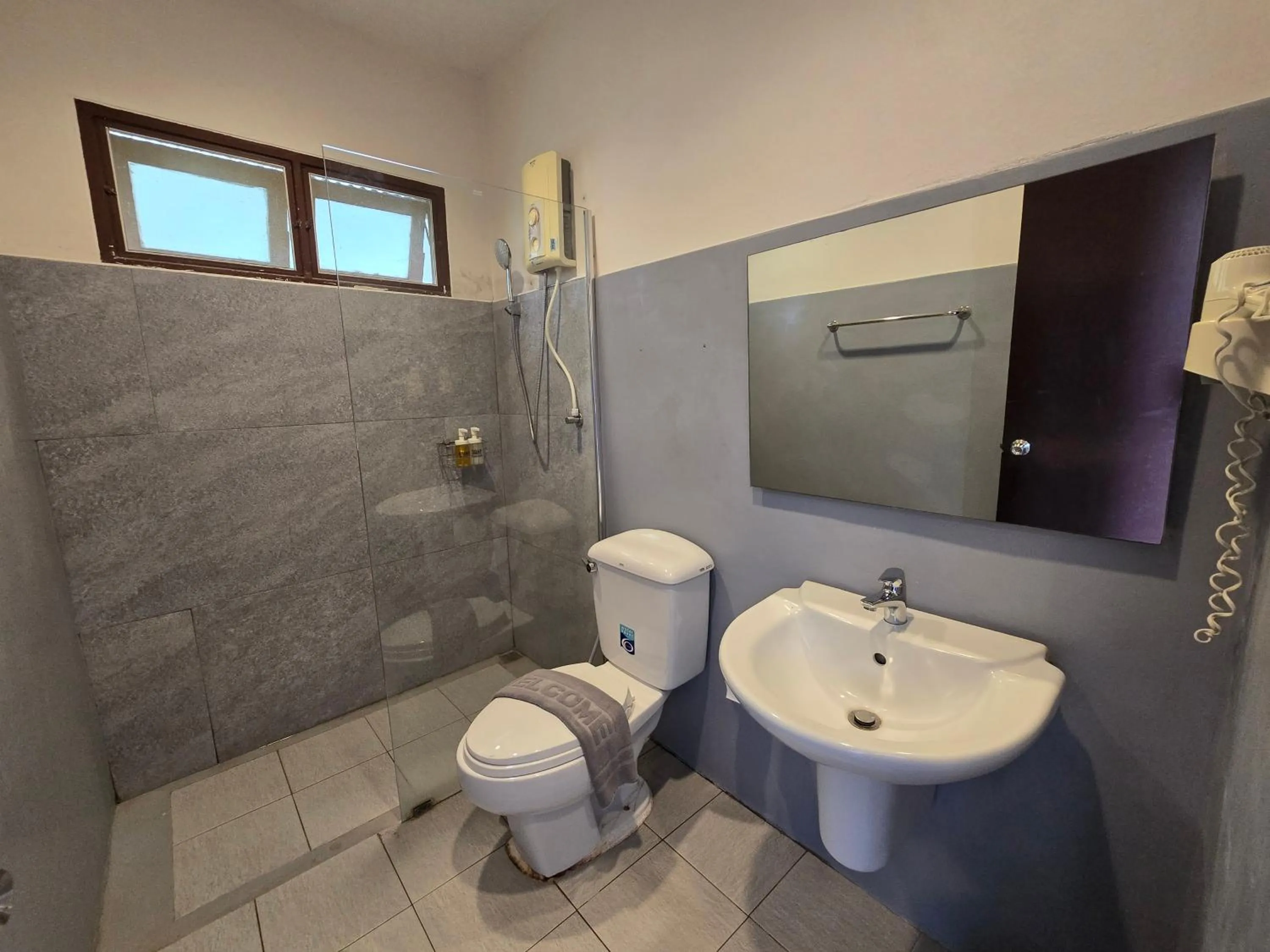 Shower in Baan Tai Had Resort