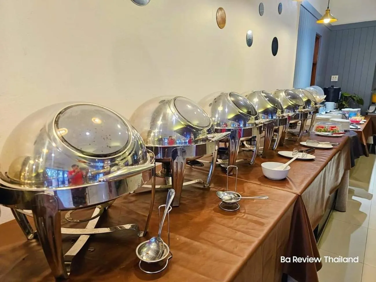 Restaurant/places to eat in Baan Tai Had Resort