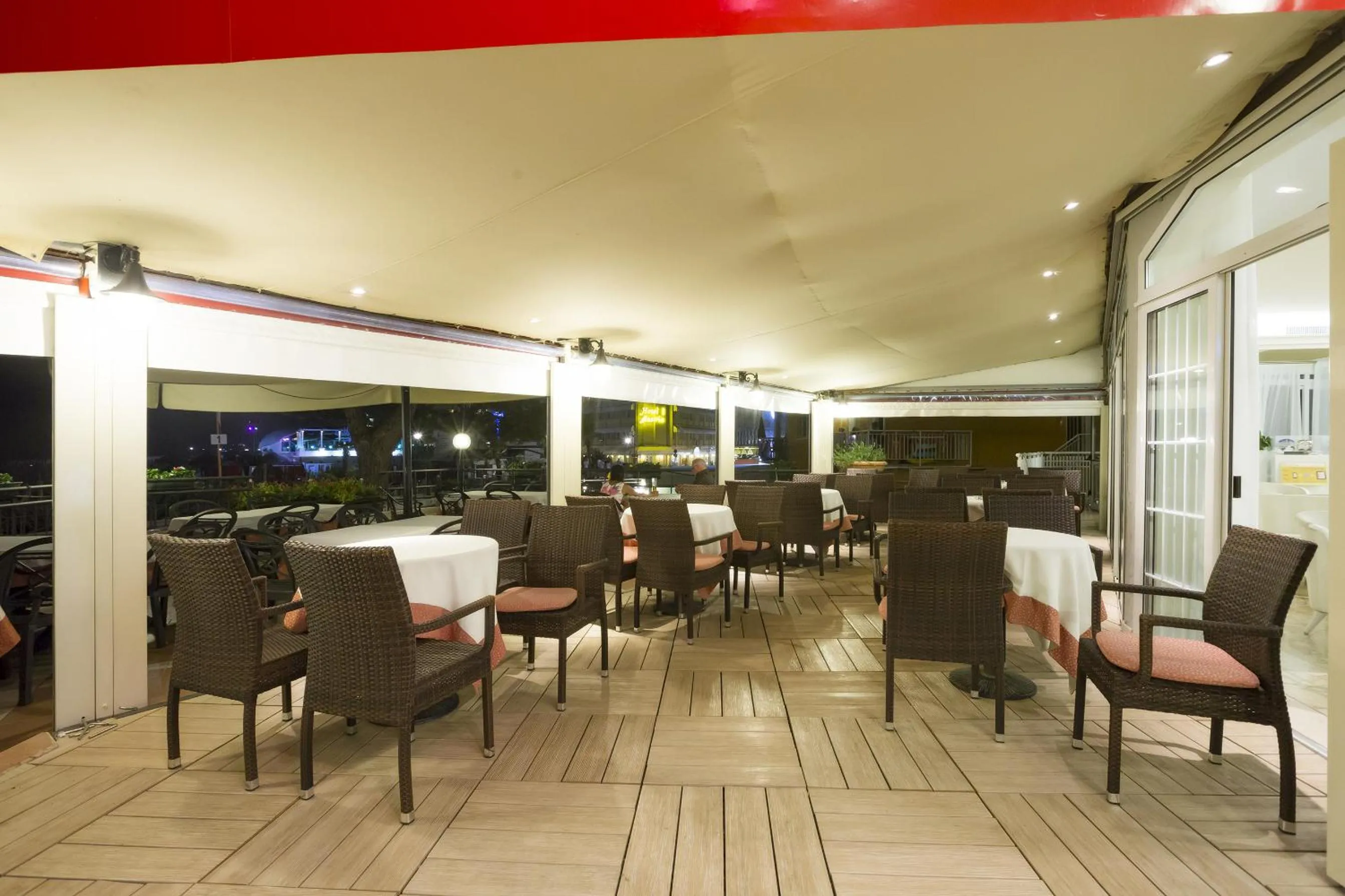 Lounge or bar in Hotel Adria sul Mare