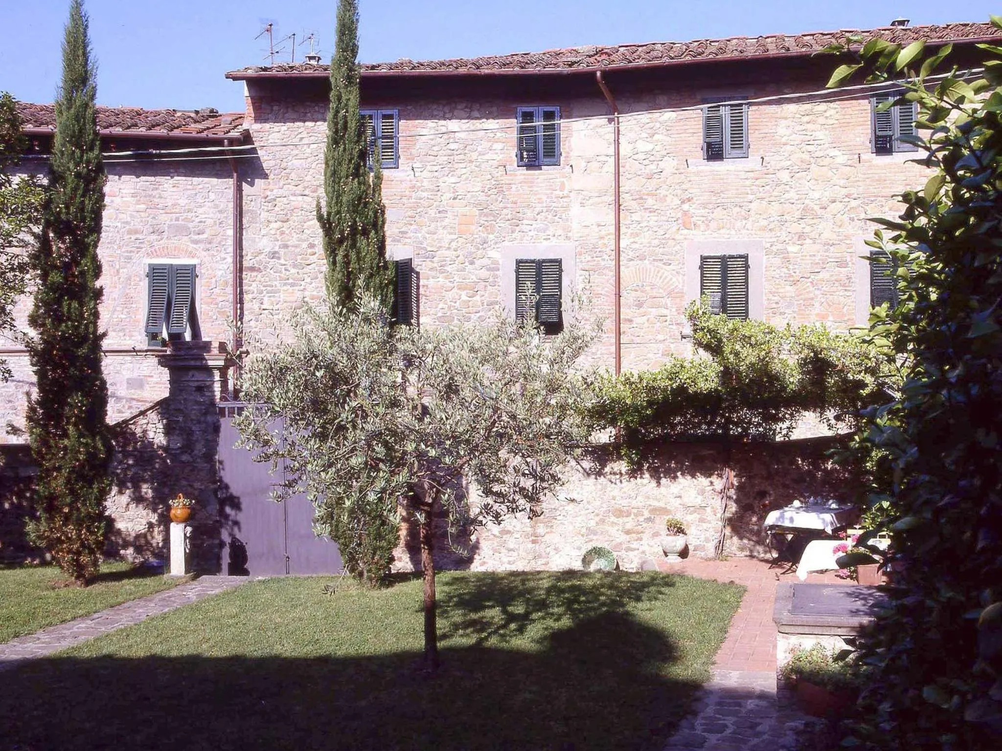 Garden in antica casa "le rondini"