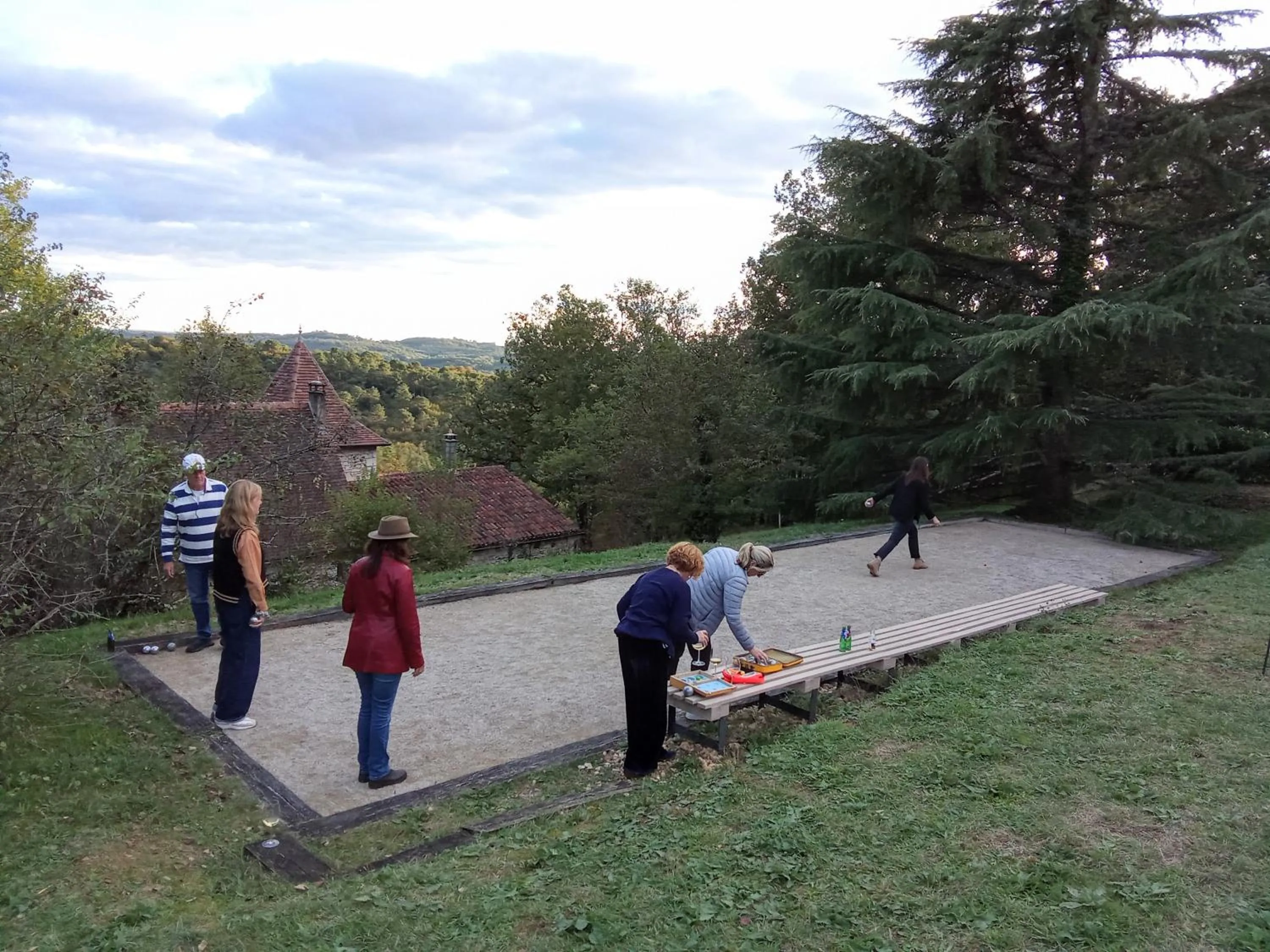 Activities in Lo Petit Cretsou