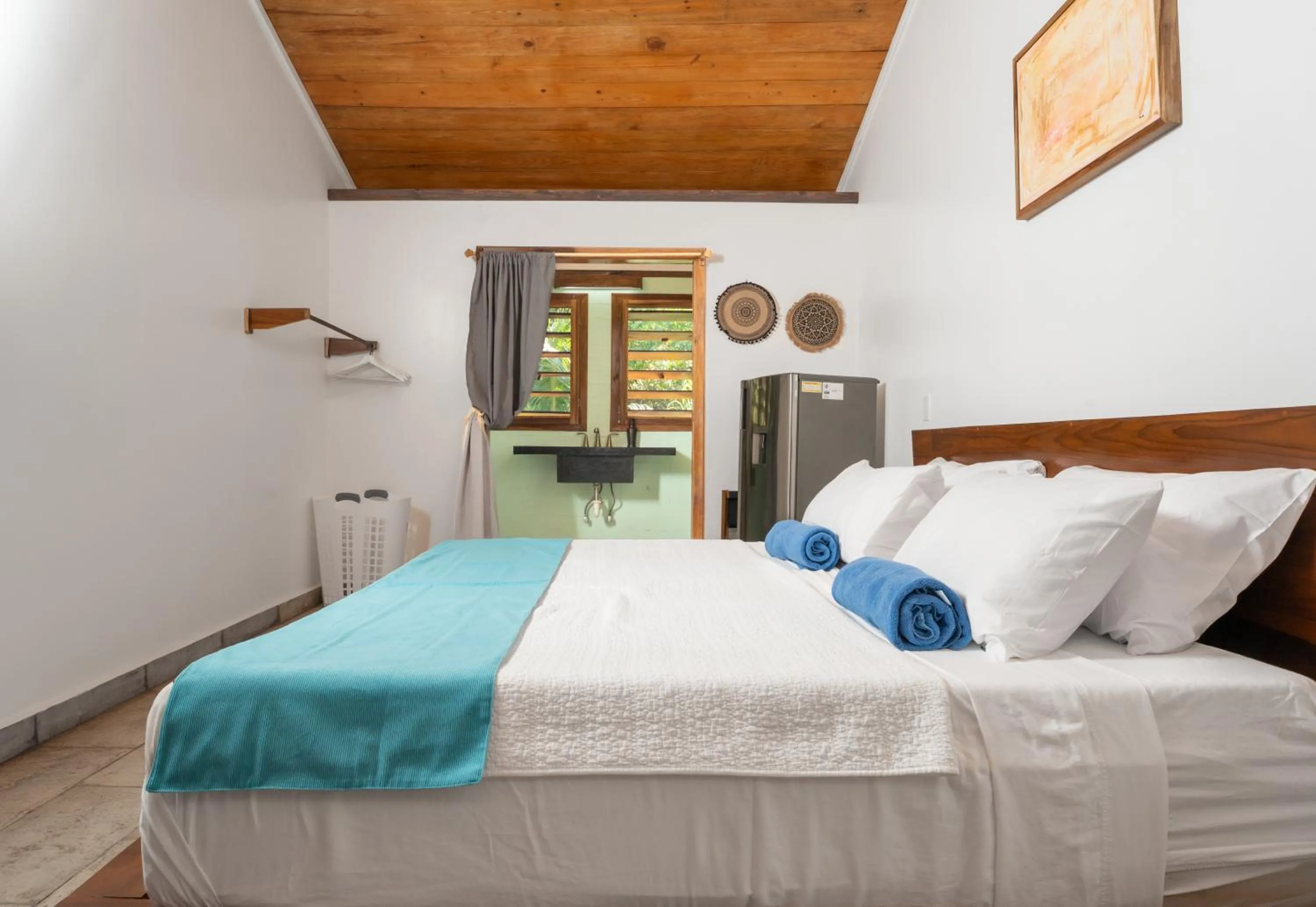 Bed in Camp Bay Lodge