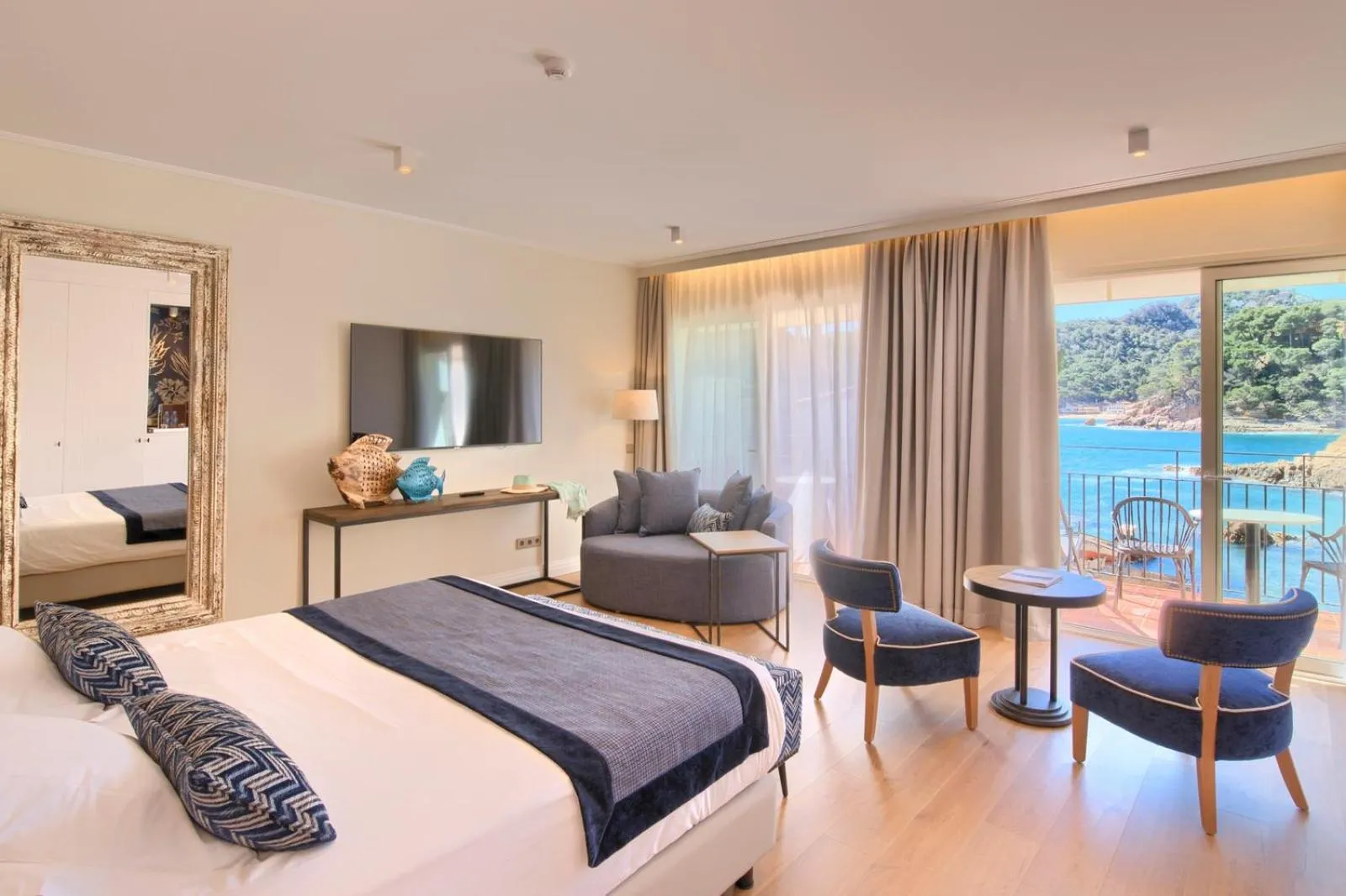 Photo of the whole room in Hotel Aigua Blava