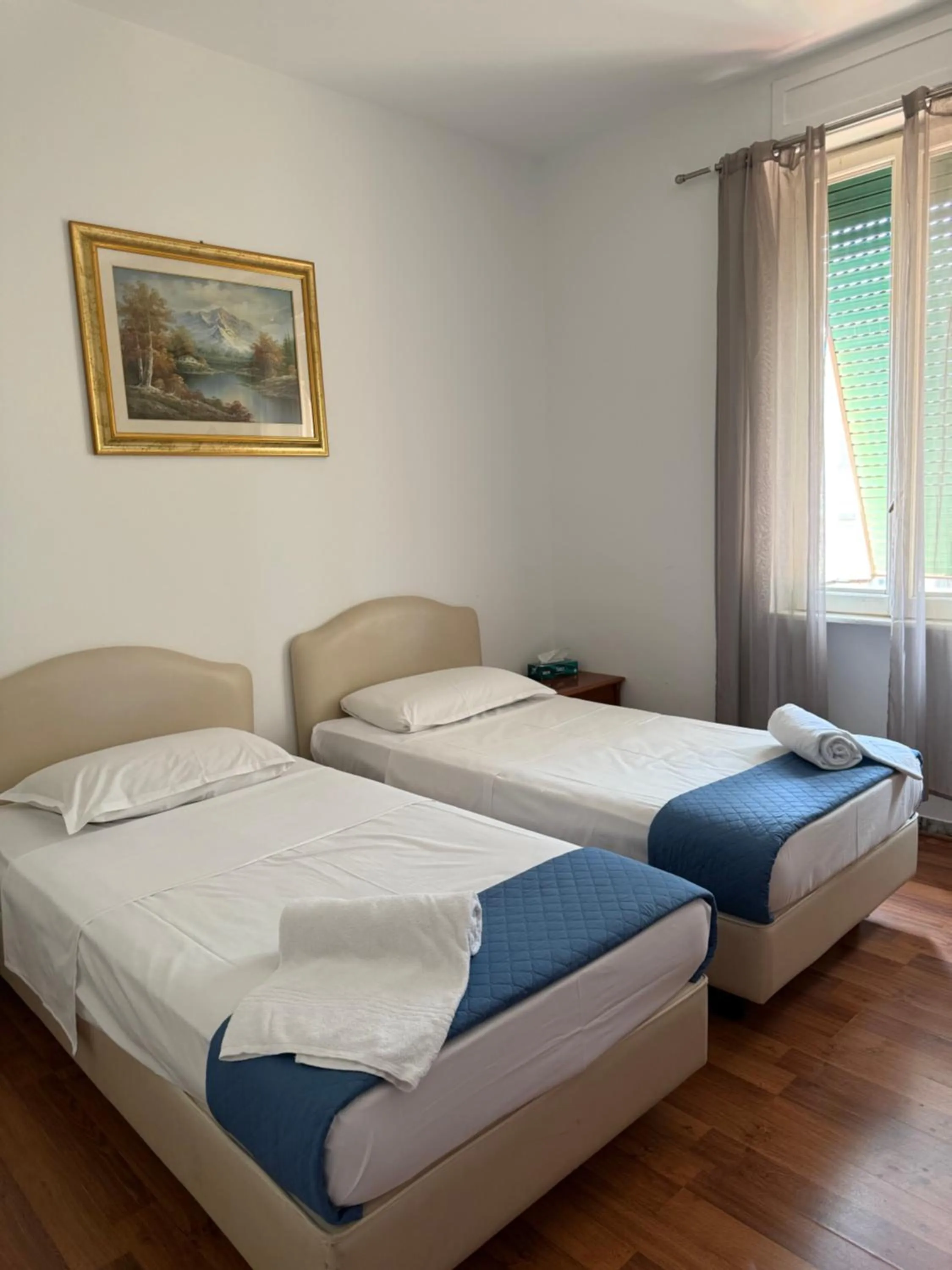 Bed in Two Ducks Hostel