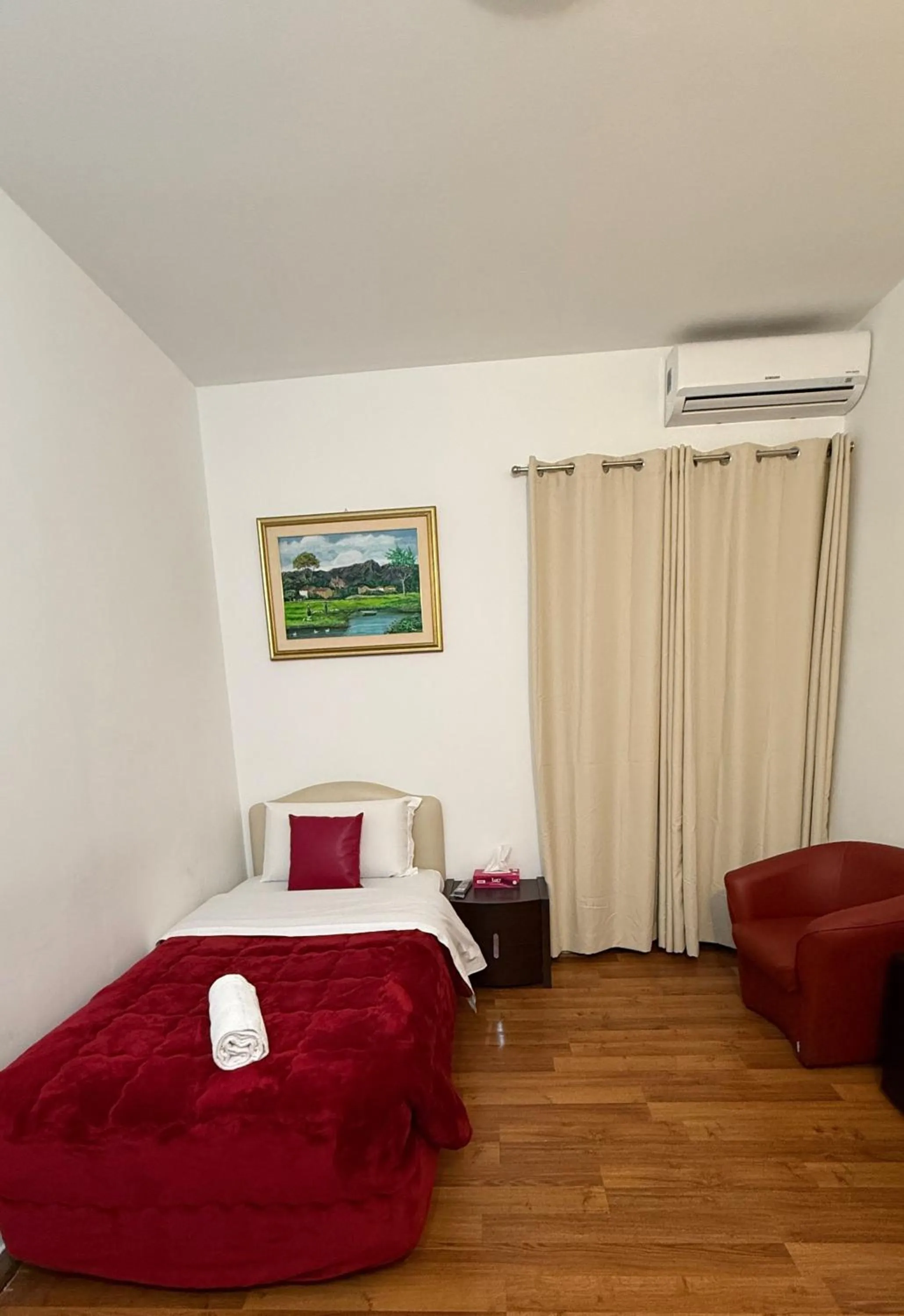 Bed in Two Ducks Hostel