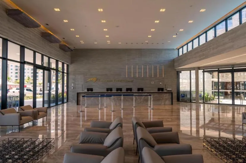 Salinas premium resort