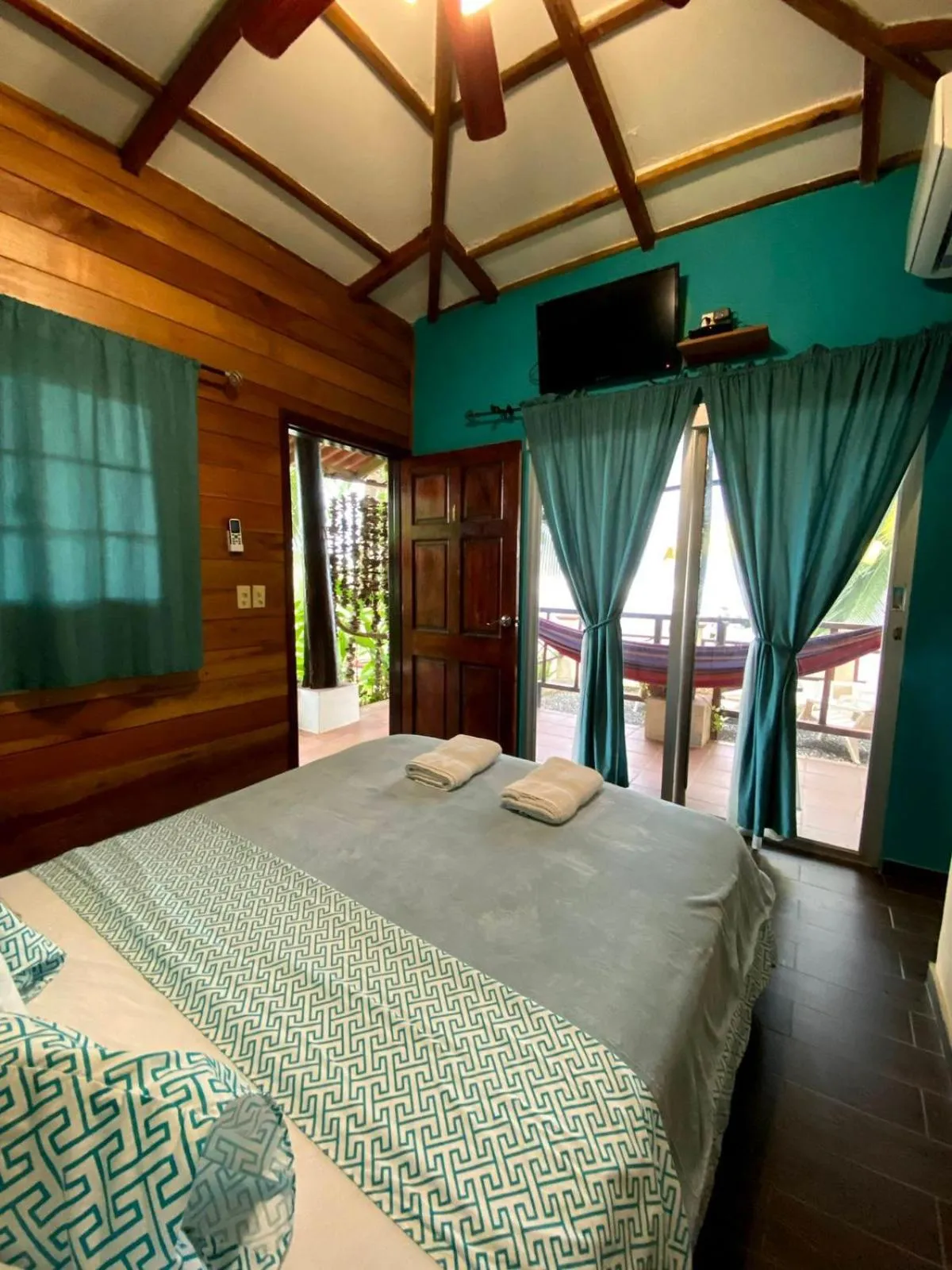 Photo of the whole room, Bed in Hotel y Restaurante Mama Ines