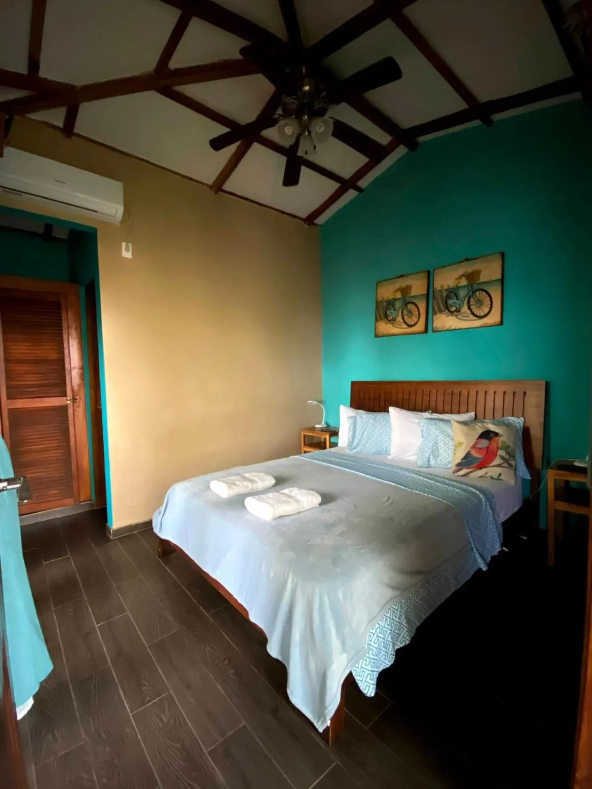 Bed in Hotel y Restaurante Mama Ines