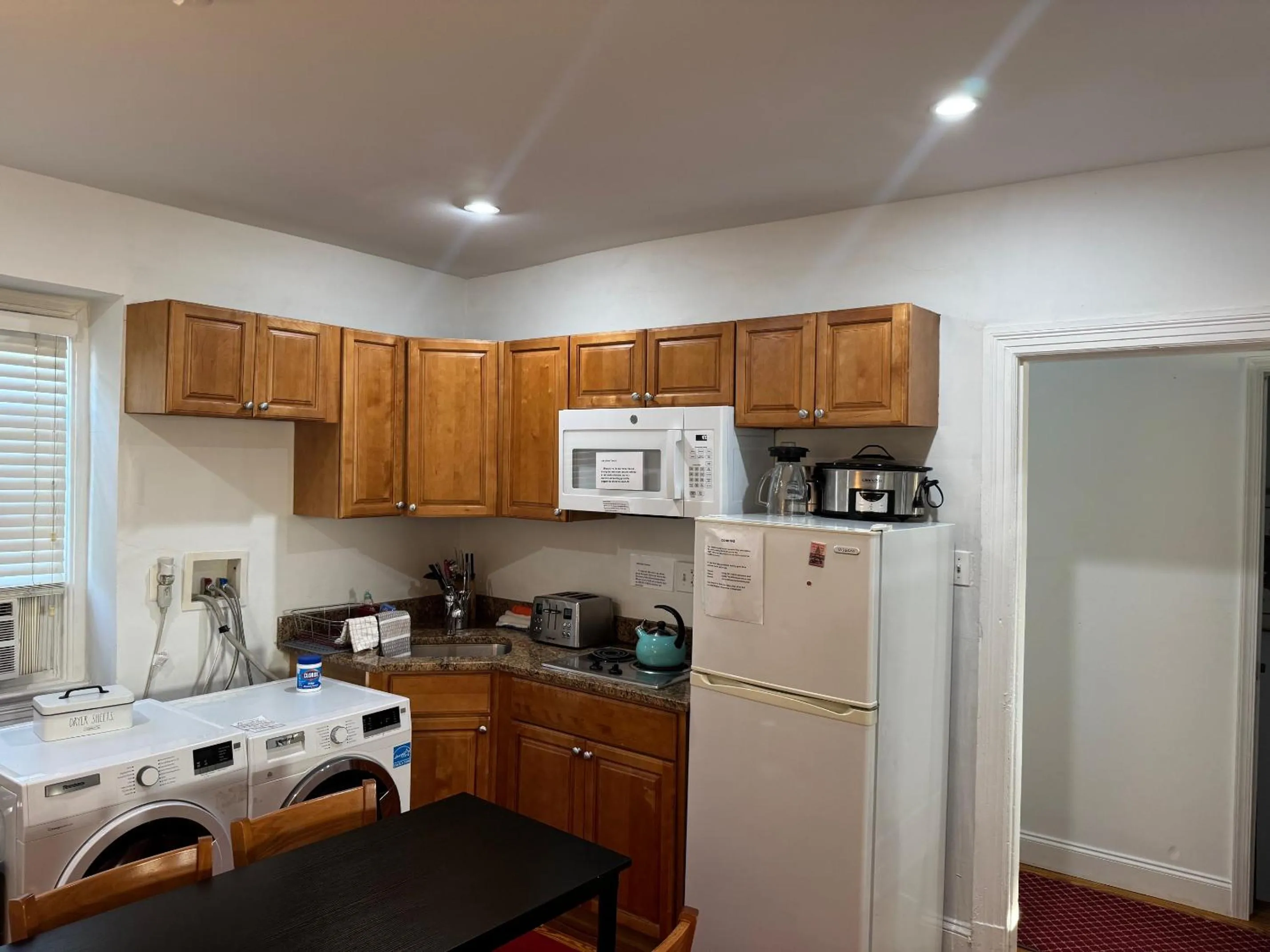 Kitchen or kitchenette in Good Night Sleep 1Bdrm 2 Queen Beds