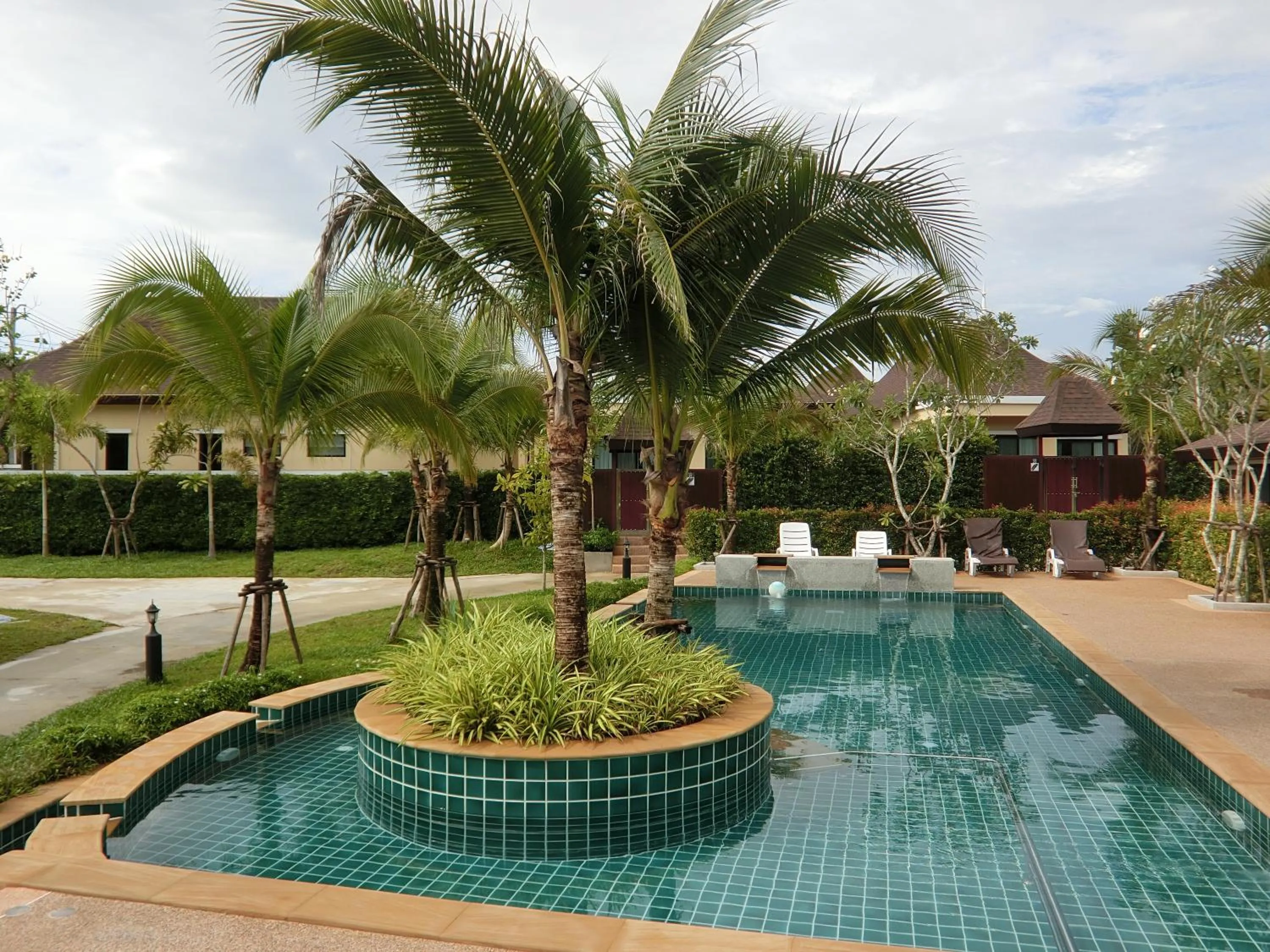 Garden view in Aonang Oscar Pool Villas - Free Shuttle to Aonang Beach -shared pool - private pool