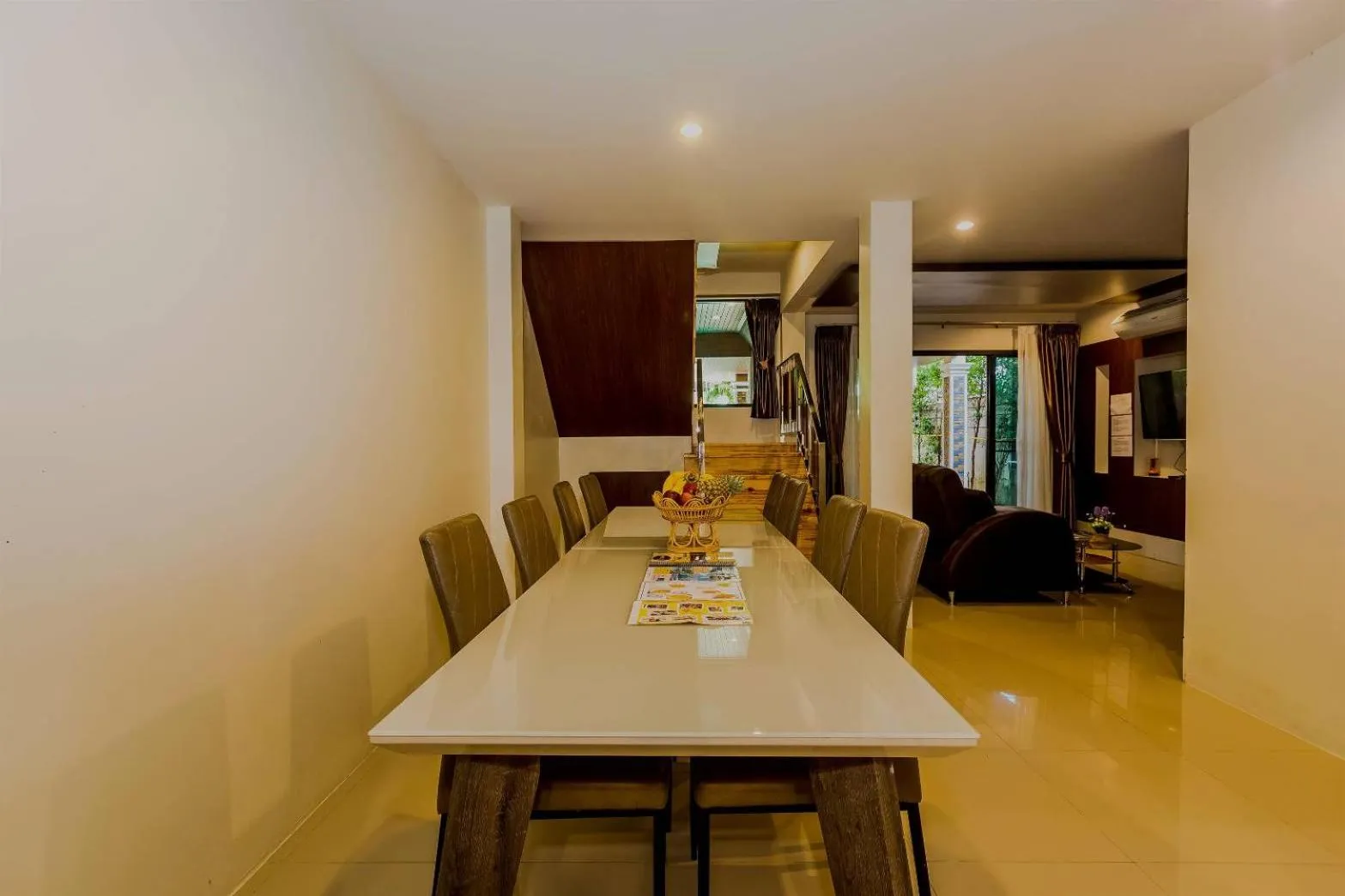 Restaurant/places to eat in Aonang Oscar Pool Villas - Free Shuttle to Aonang Beach -shared pool - private pool