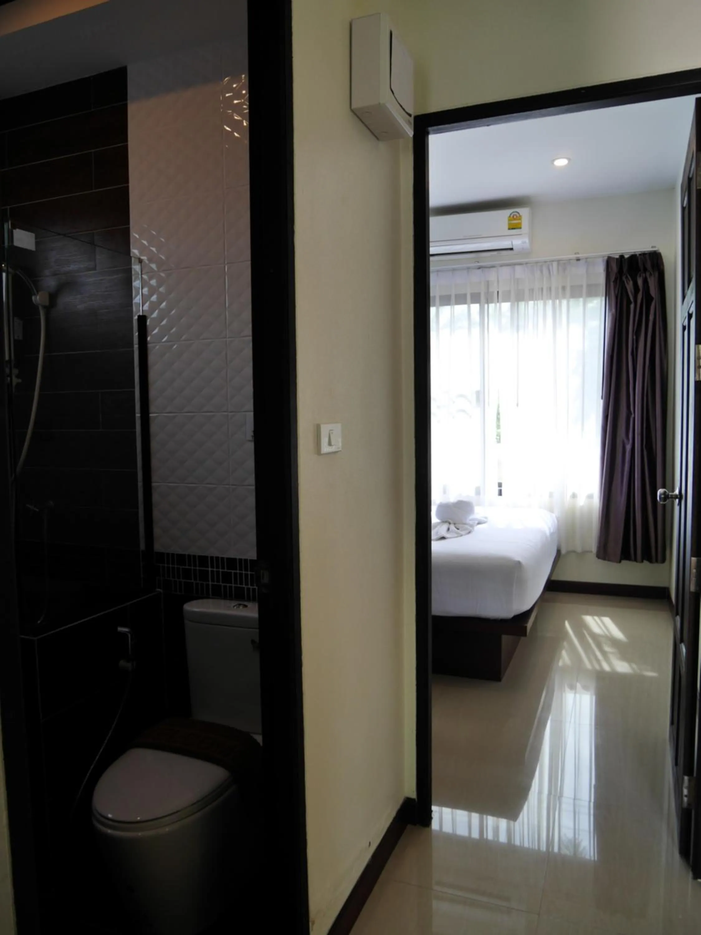 Bathroom, Bed in Aonang Oscar Pool Villas - Free Shuttle to Aonang Beach -shared pool - private pool
