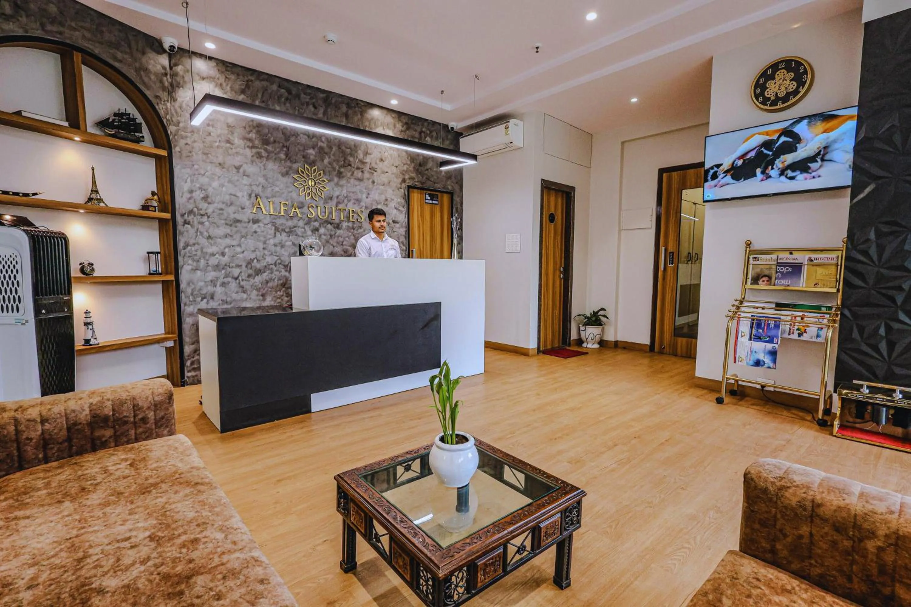 Lobby or reception in Hotel Alfa Suites
