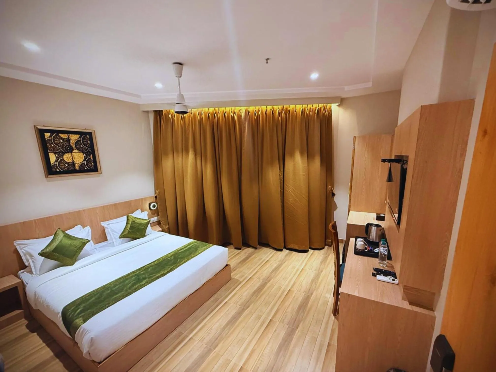 Bed in Hotel Alfa Suites