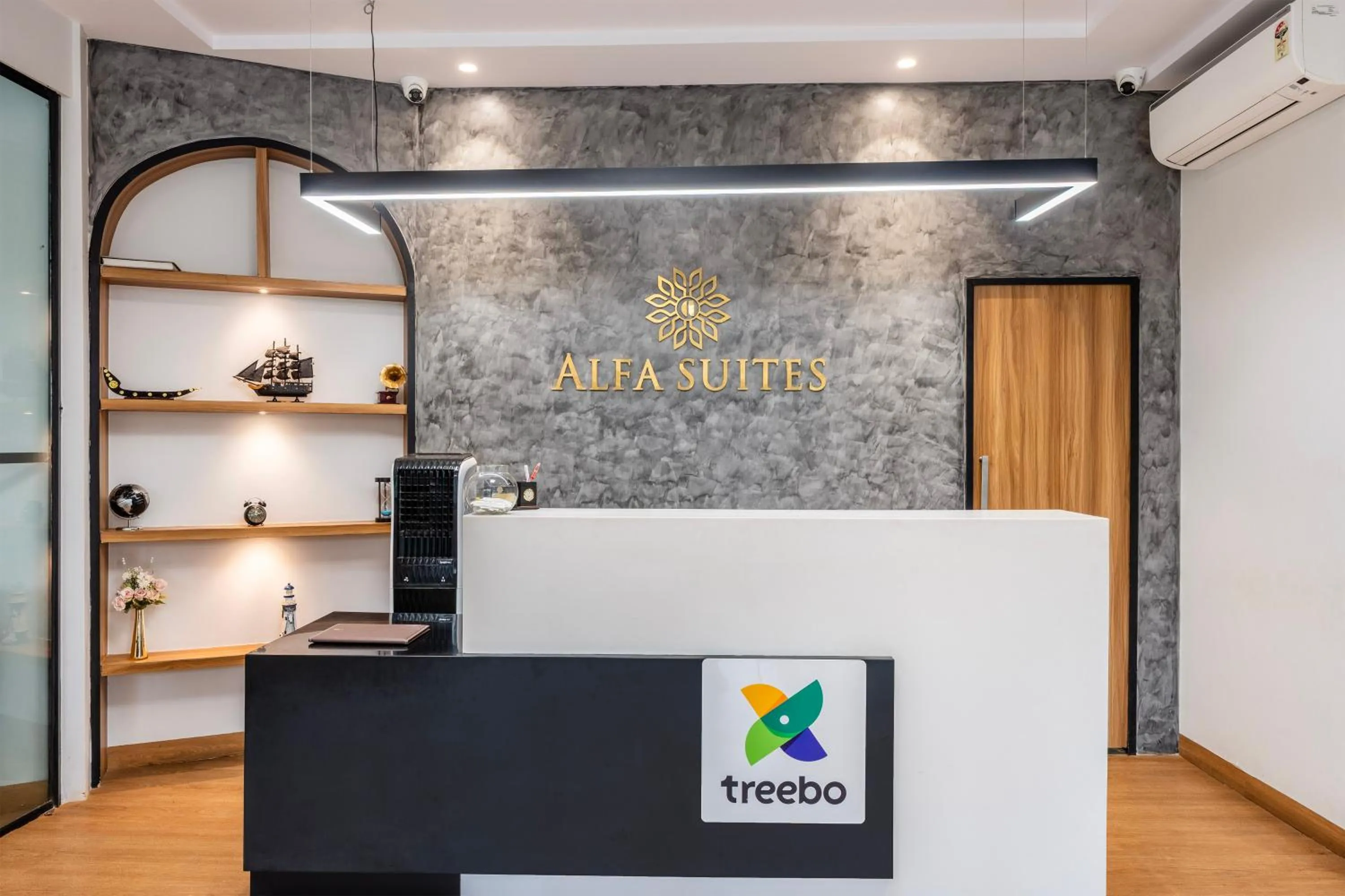Lobby or reception in Treebo Alfa Suites