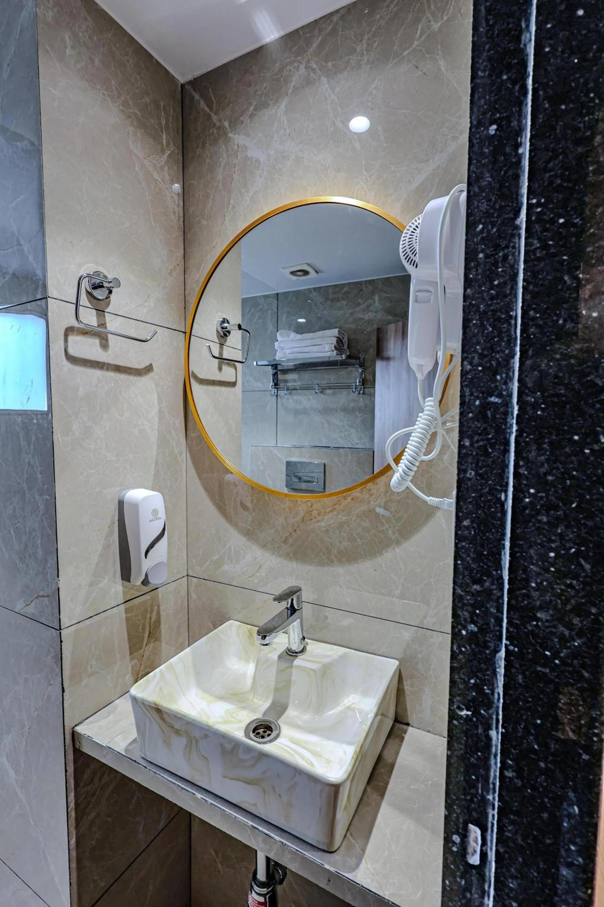 Bathroom in Hotel Alfa Suites