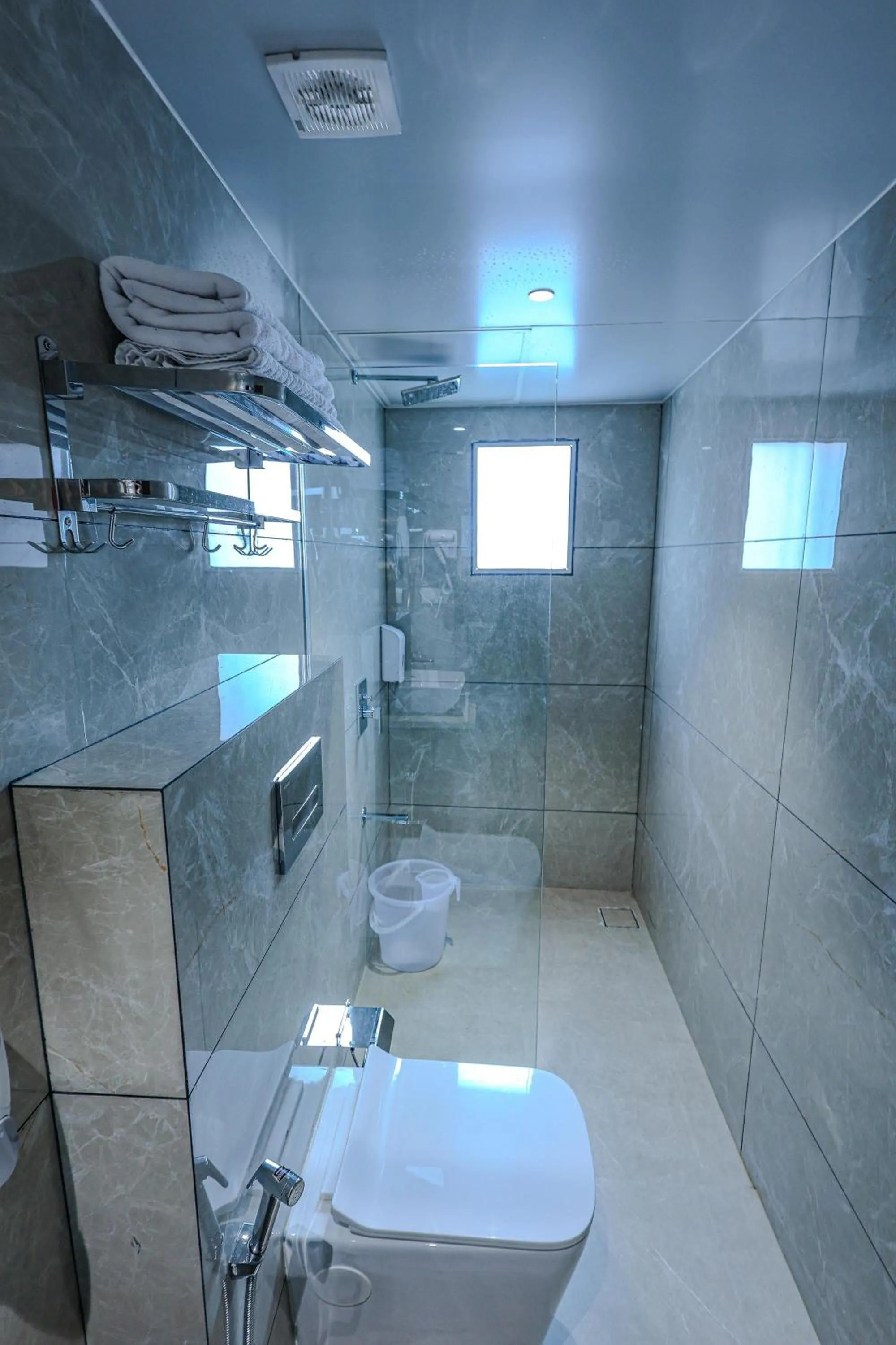 Bathroom in Hotel Alfa Suites