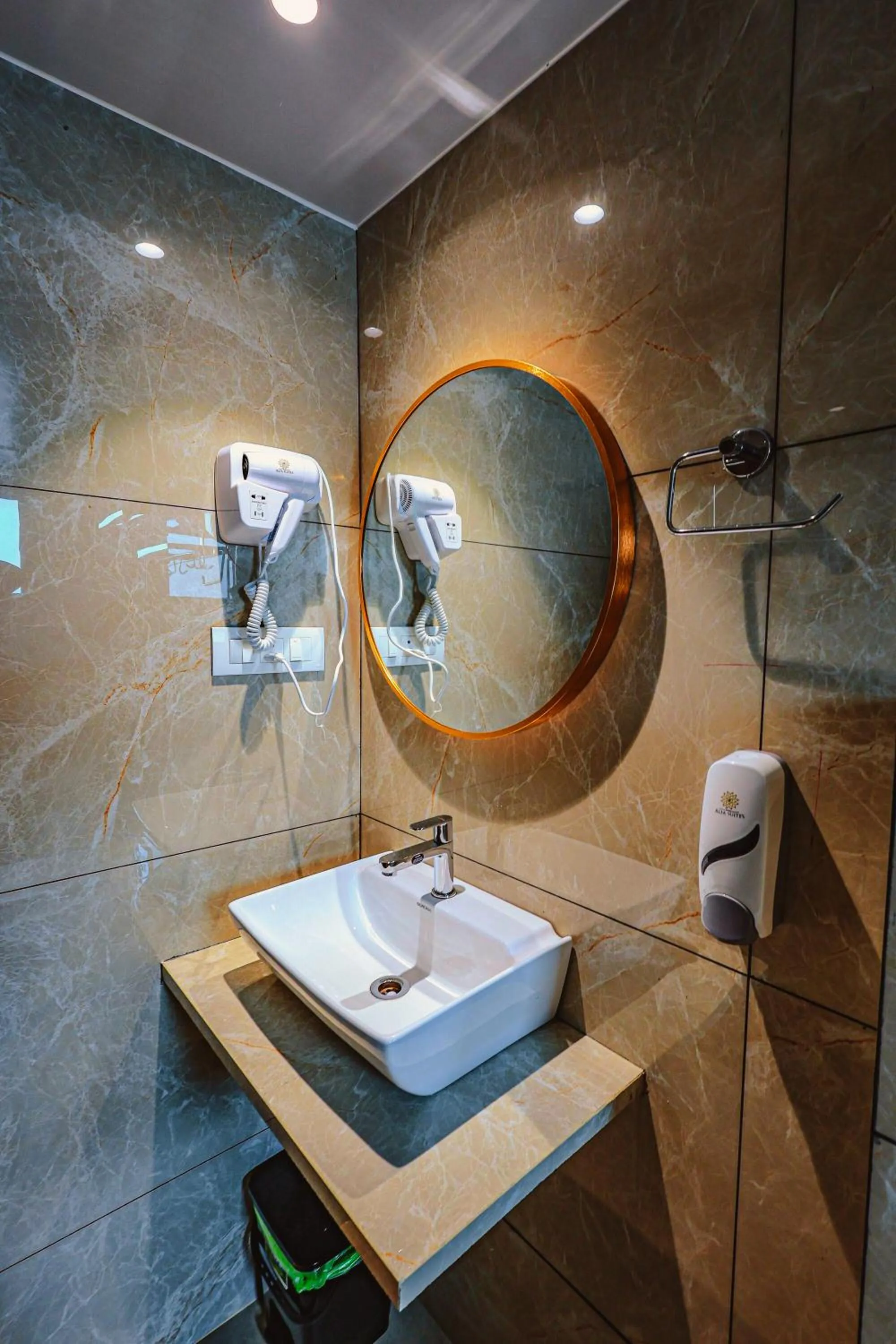 Bathroom in Hotel Alfa Suites