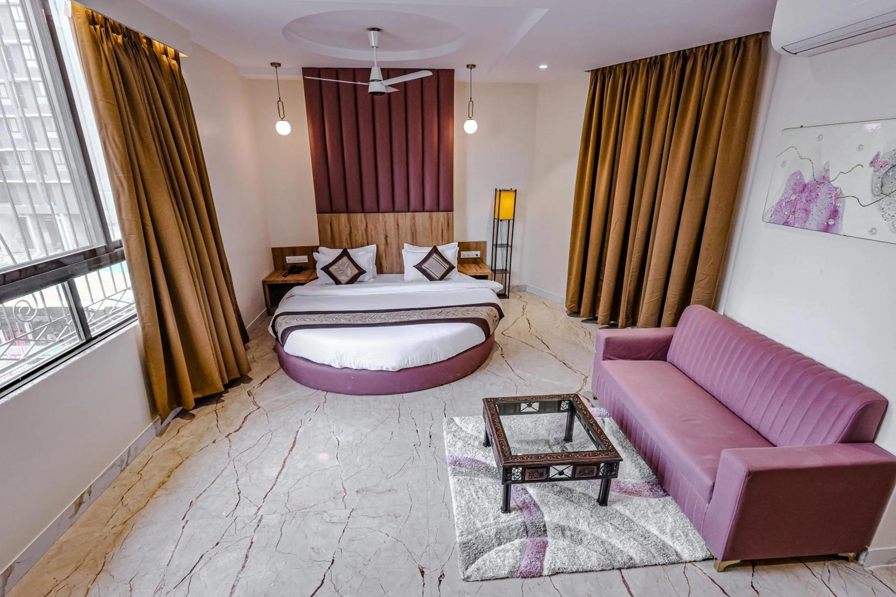 Bed in Hotel Alfa Suites