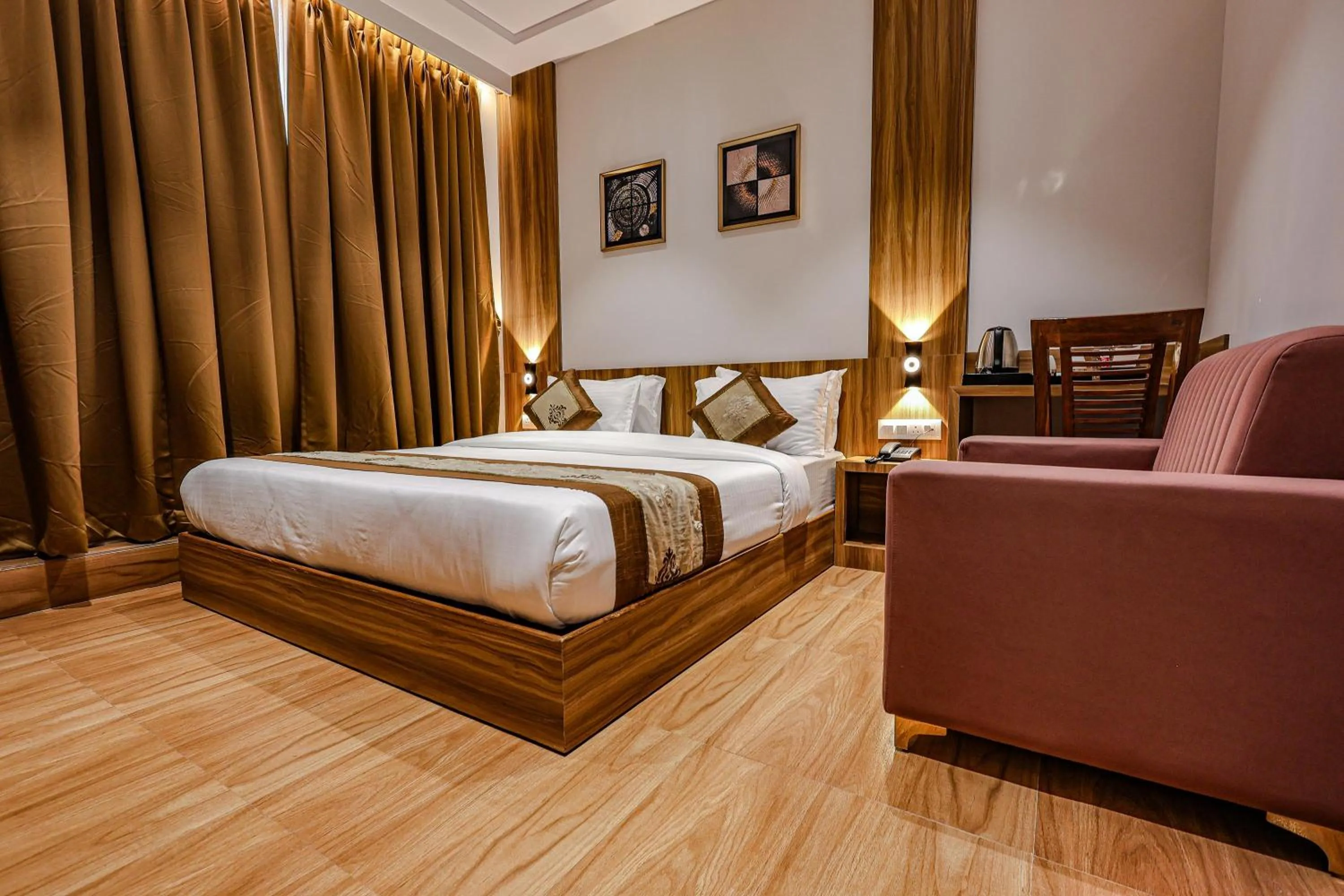 Bed in Hotel Alfa Suites