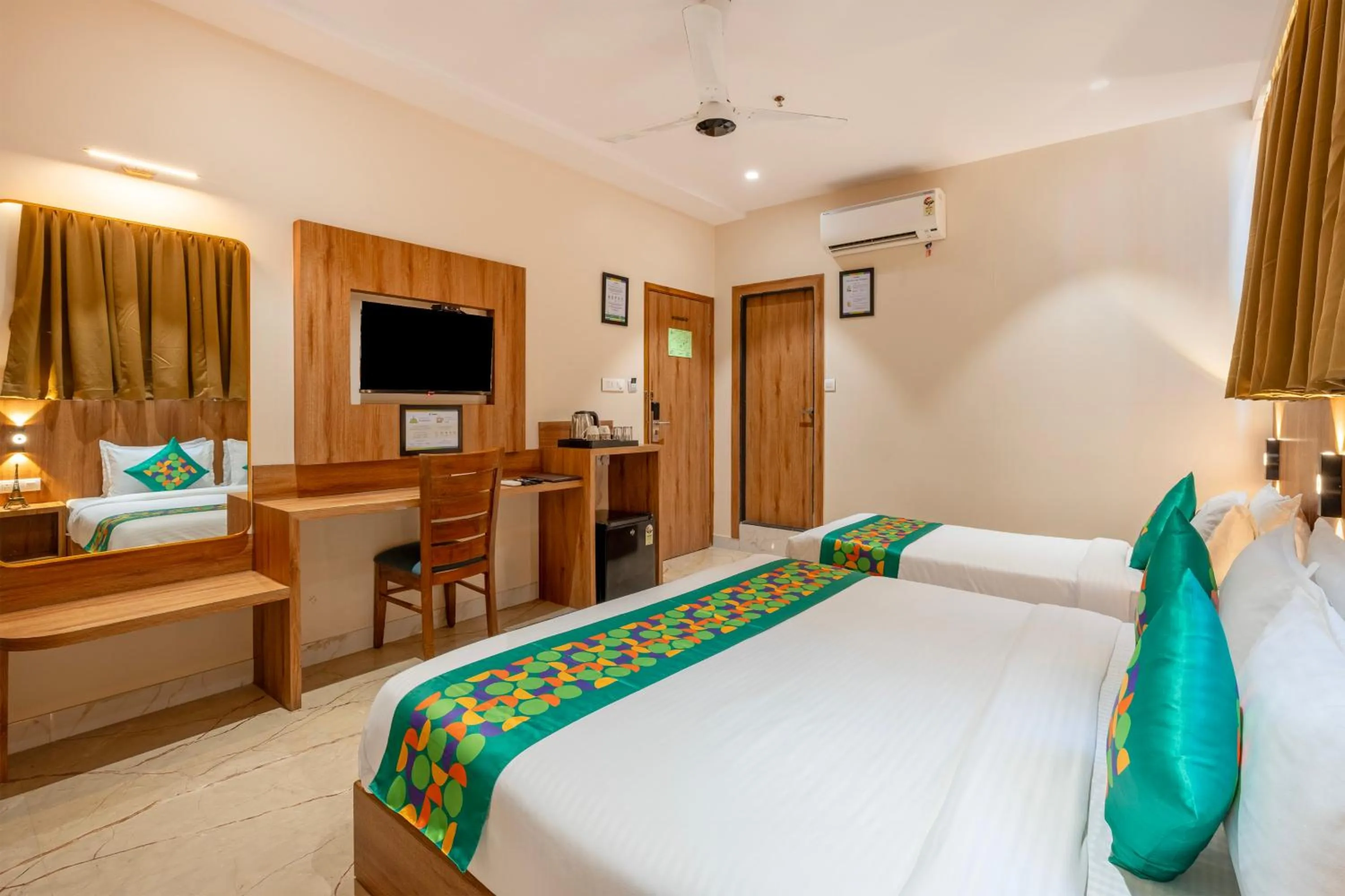 Bedroom, Bed in Treebo Alfa Suites