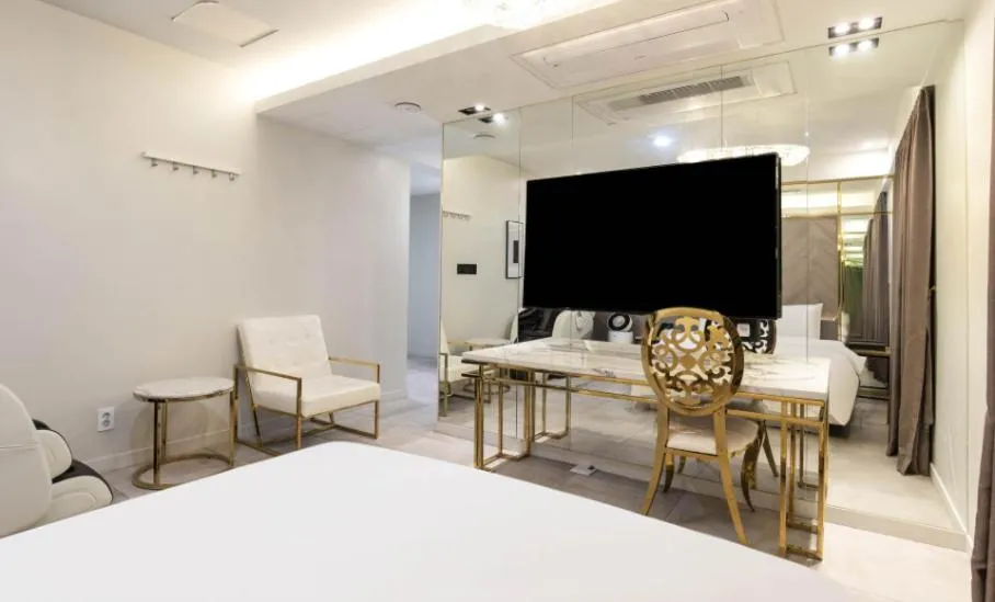 Bed in Hotel 99 Prestige