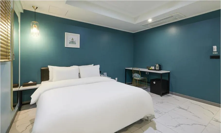 Bed in Hotel 99 Prestige