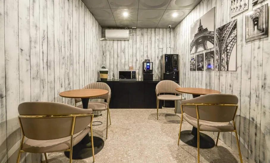 Lobby or reception in Hotel 99 Prestige