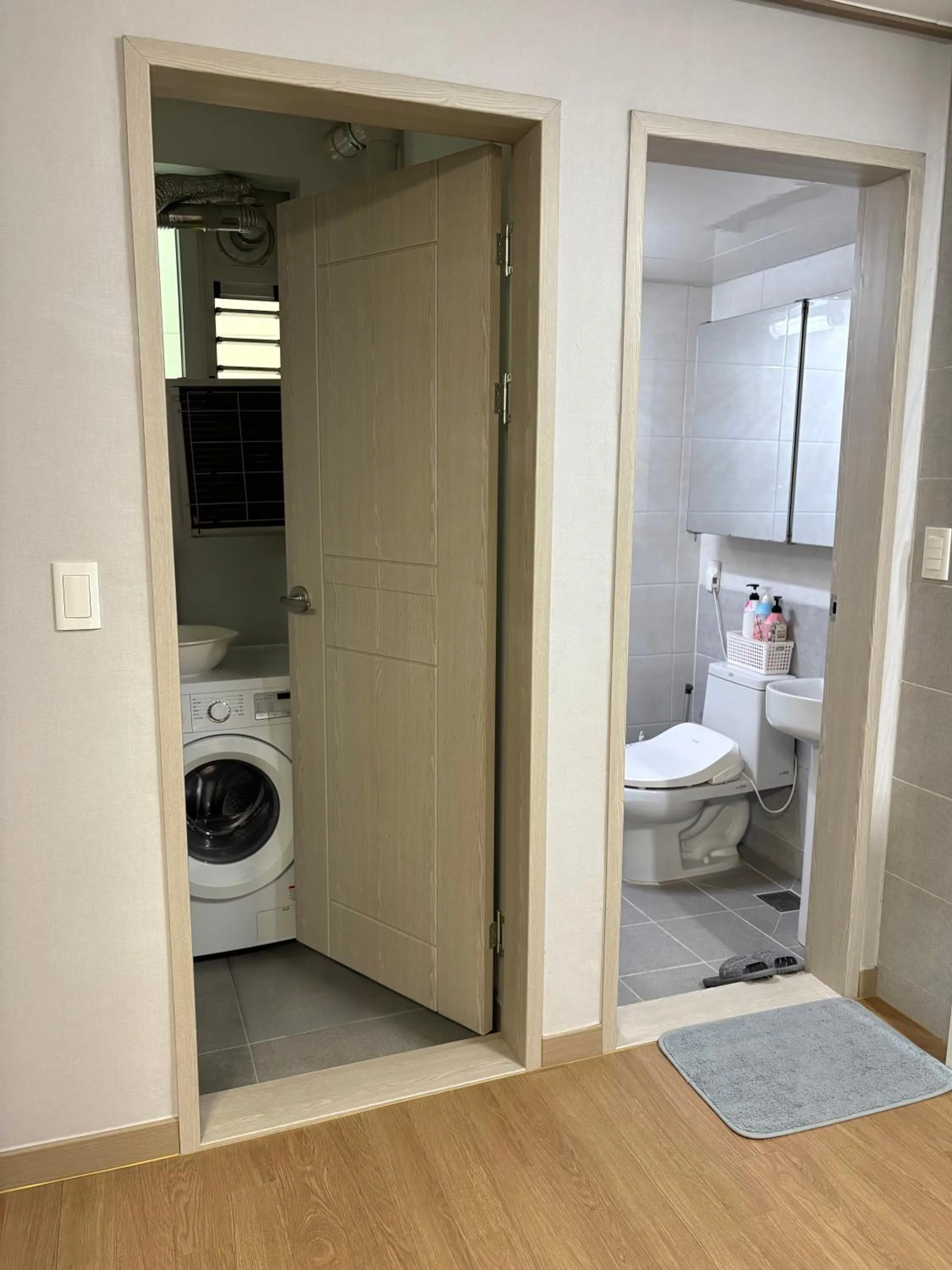 Shower in Marina Residence Hotel