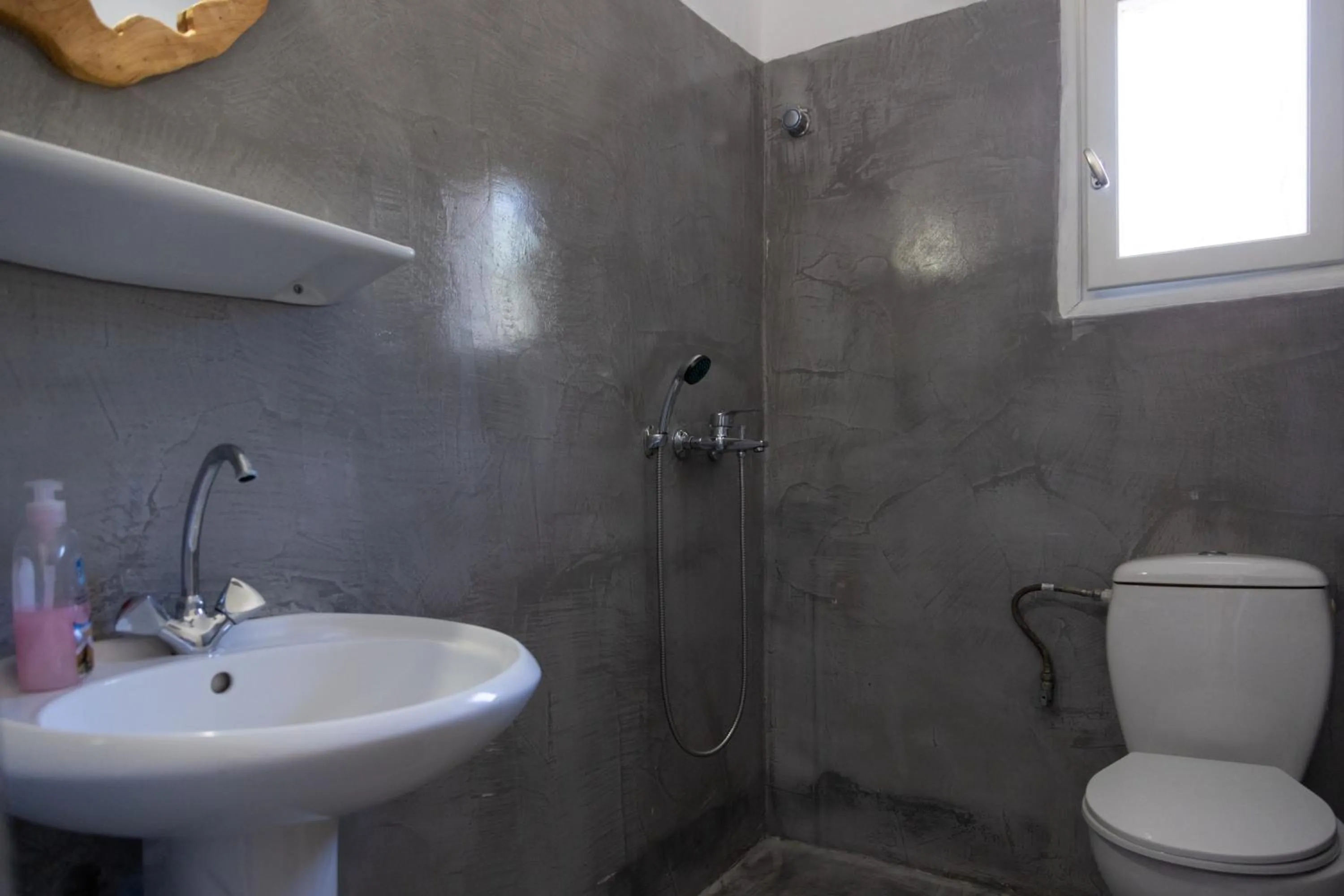 Bathroom in Wilde Rose Hotel