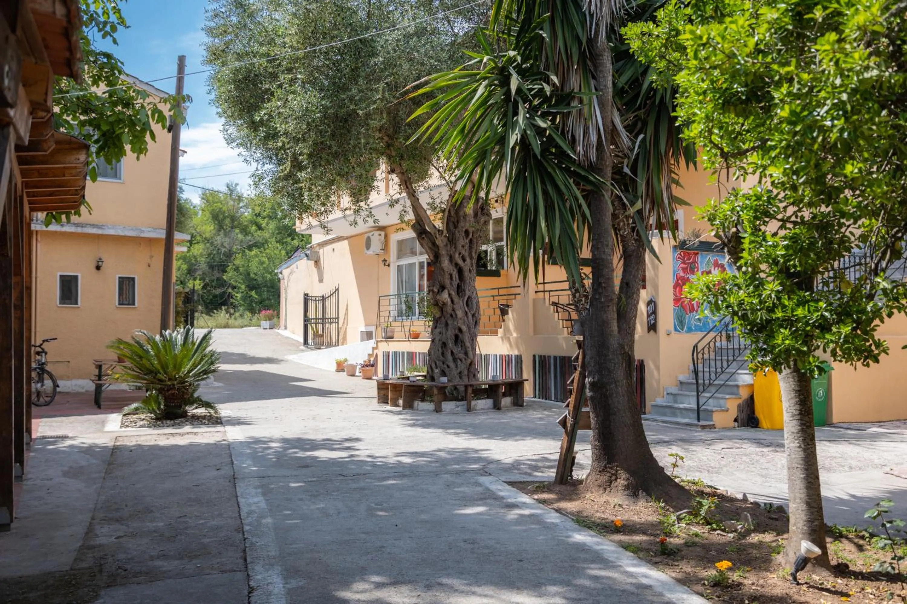 Property building in Wilde Rose Hotel