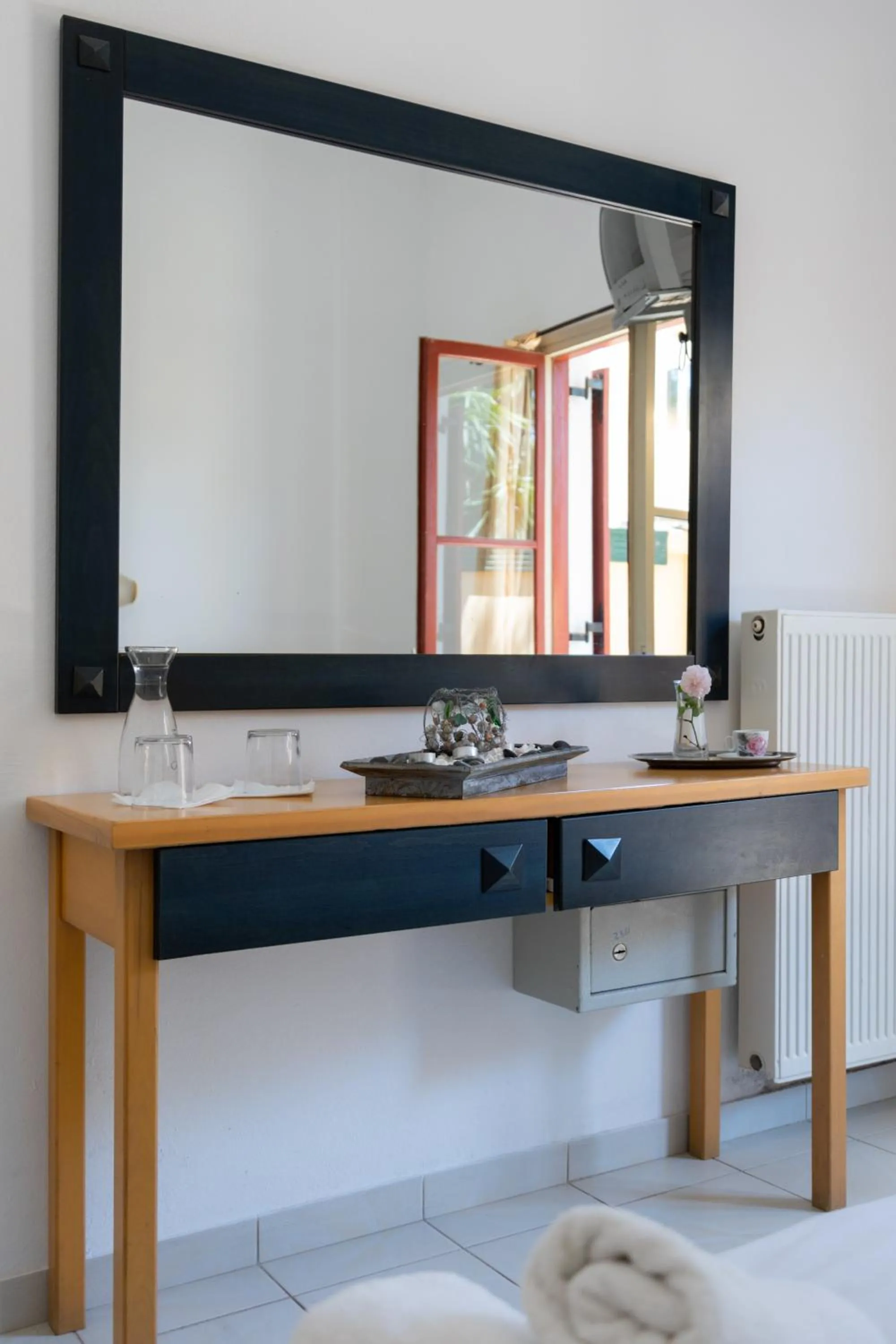 Photo of the whole room in Wilde Rose Hotel