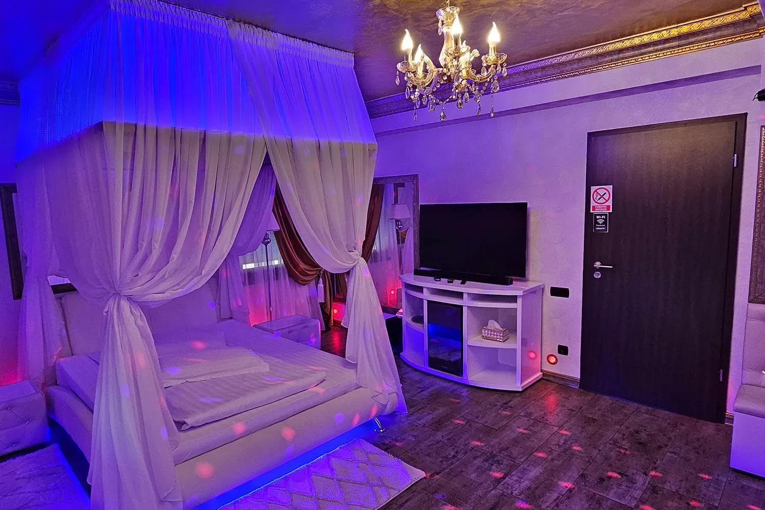 Bed in Hotel Boutique Mikaela (Adult Only)