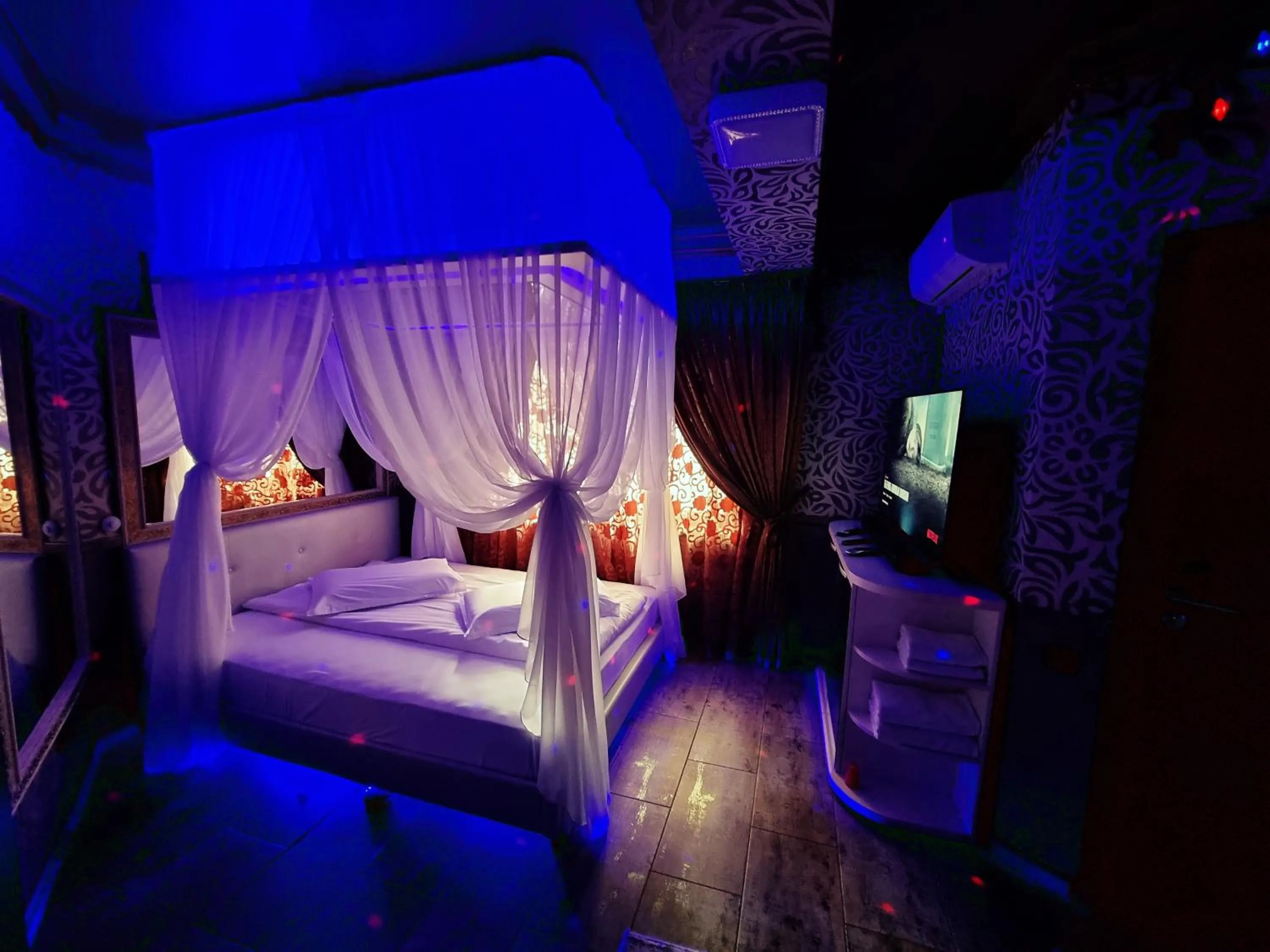 Bed in Hotel Boutique Mikaela (Adult Only)