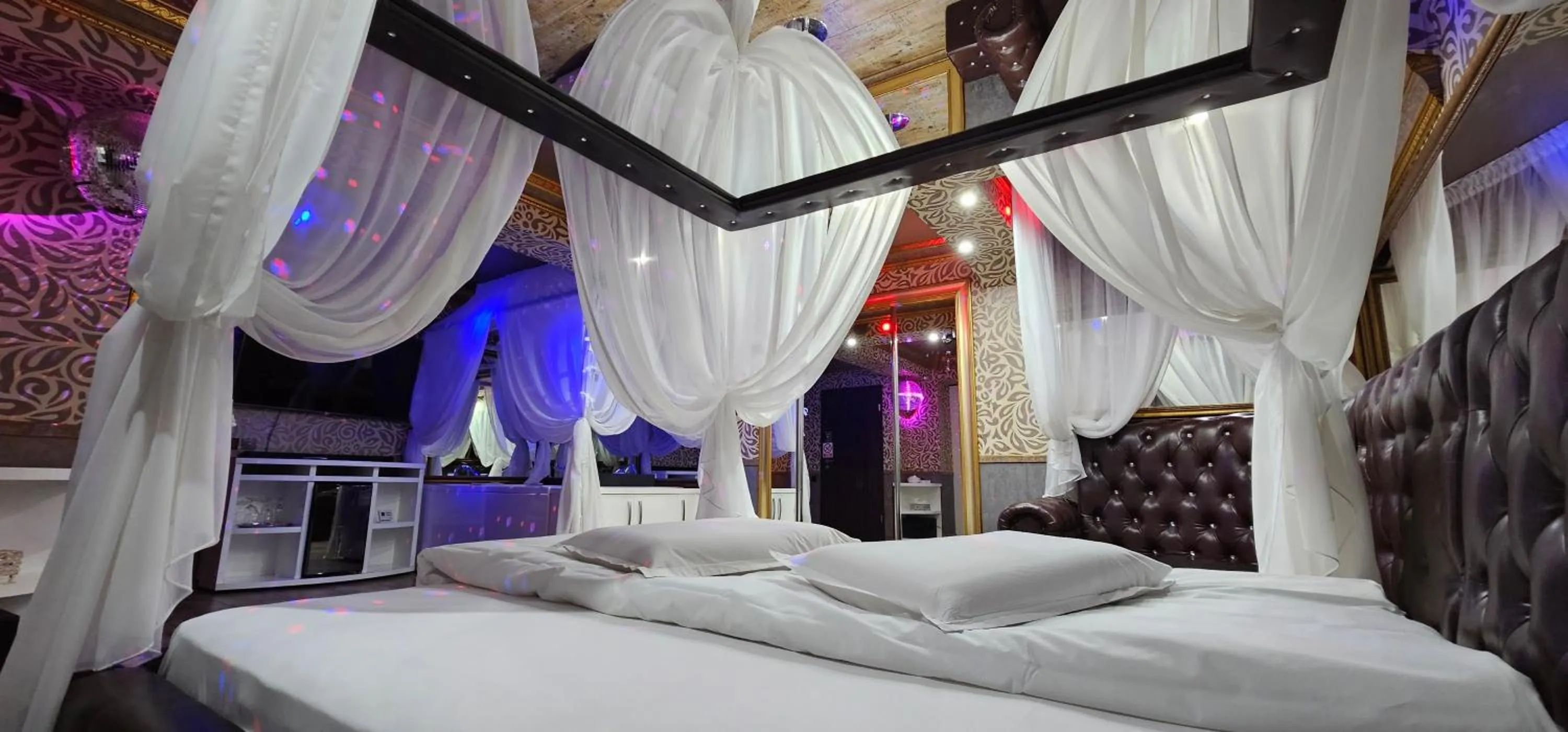 Bed in Hotel Boutique Mikaela (Adult Only)